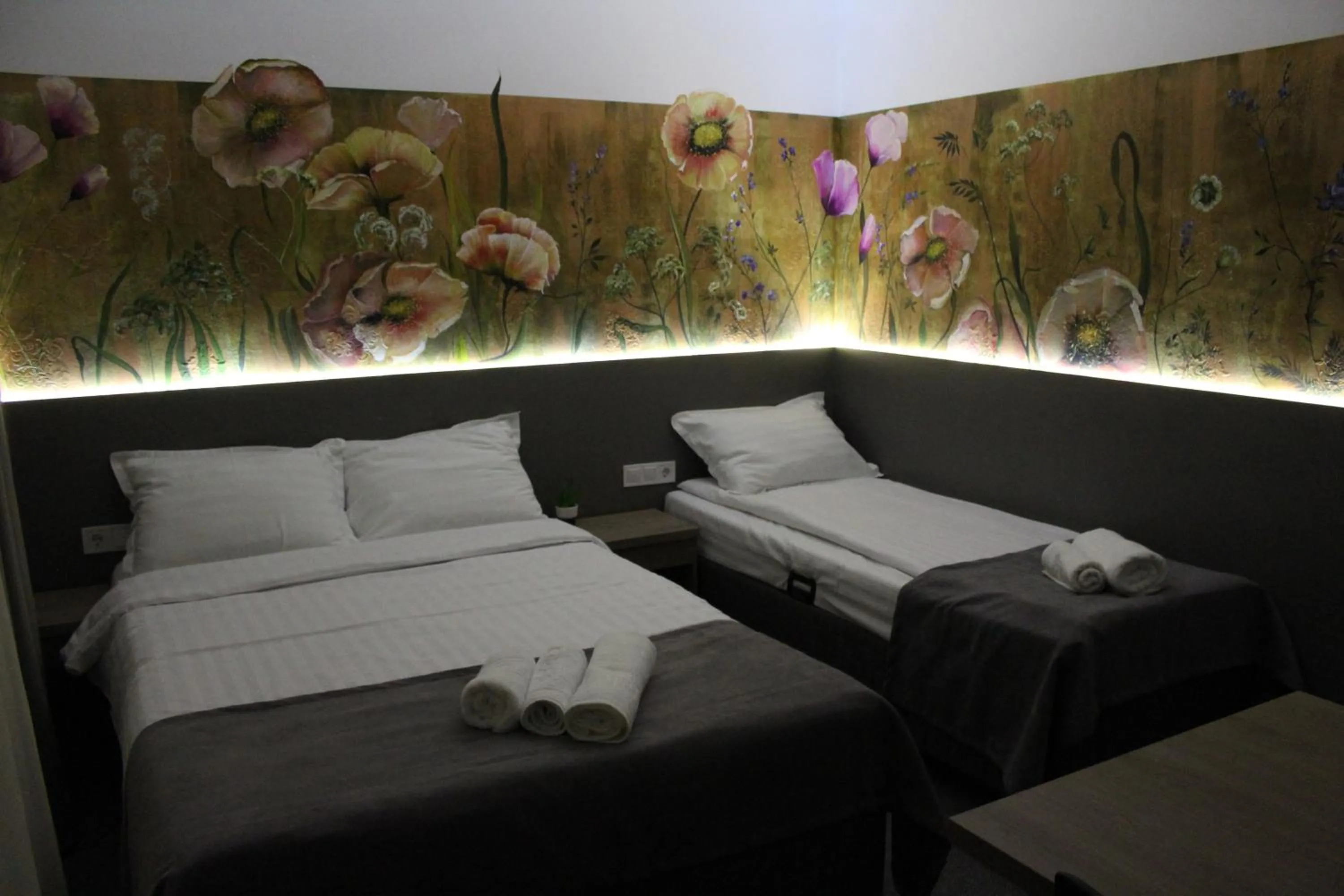 Photo of the whole room, Bed in Family Fewo Sibiu