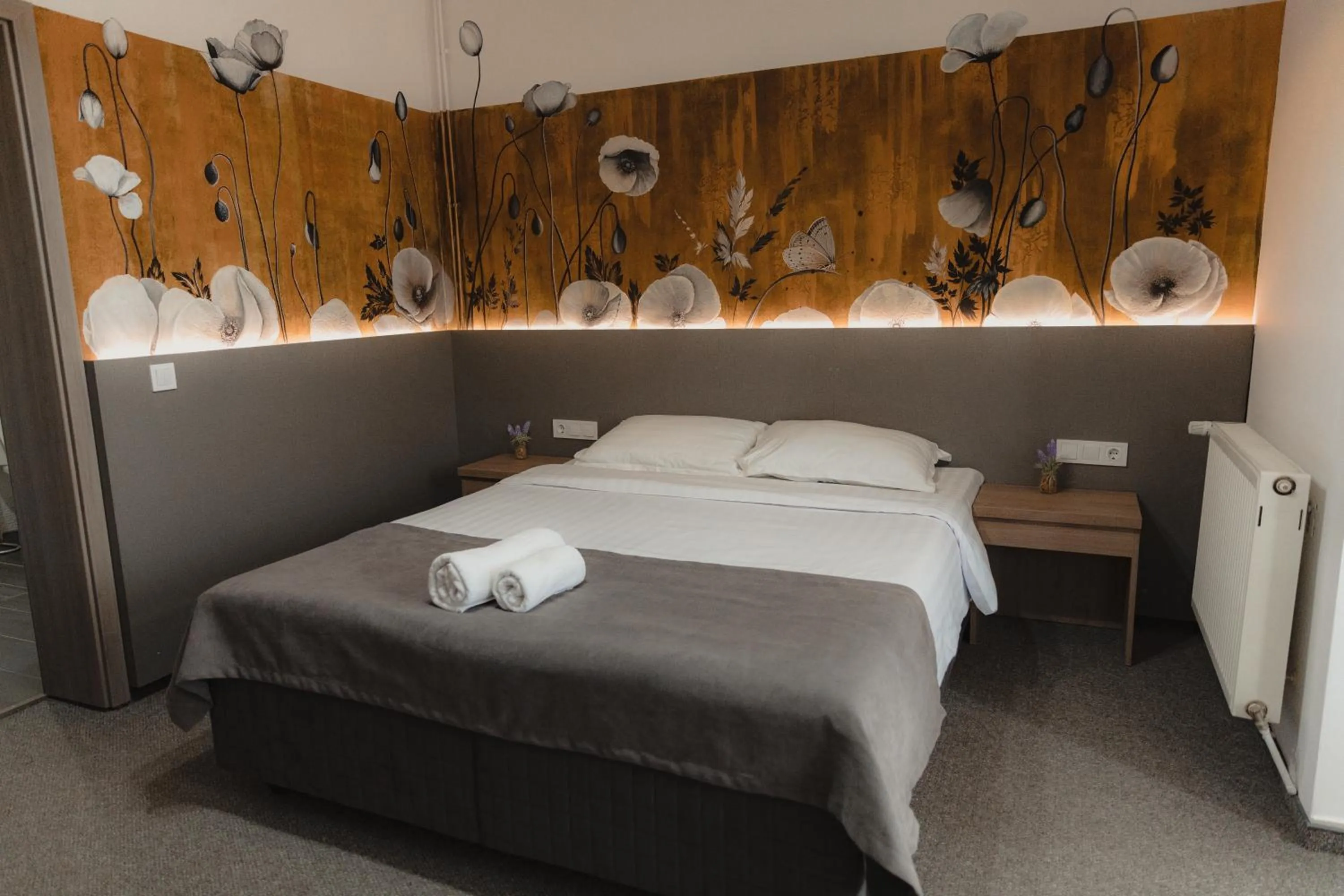 Photo of the whole room, Bed in Family Fewo Sibiu