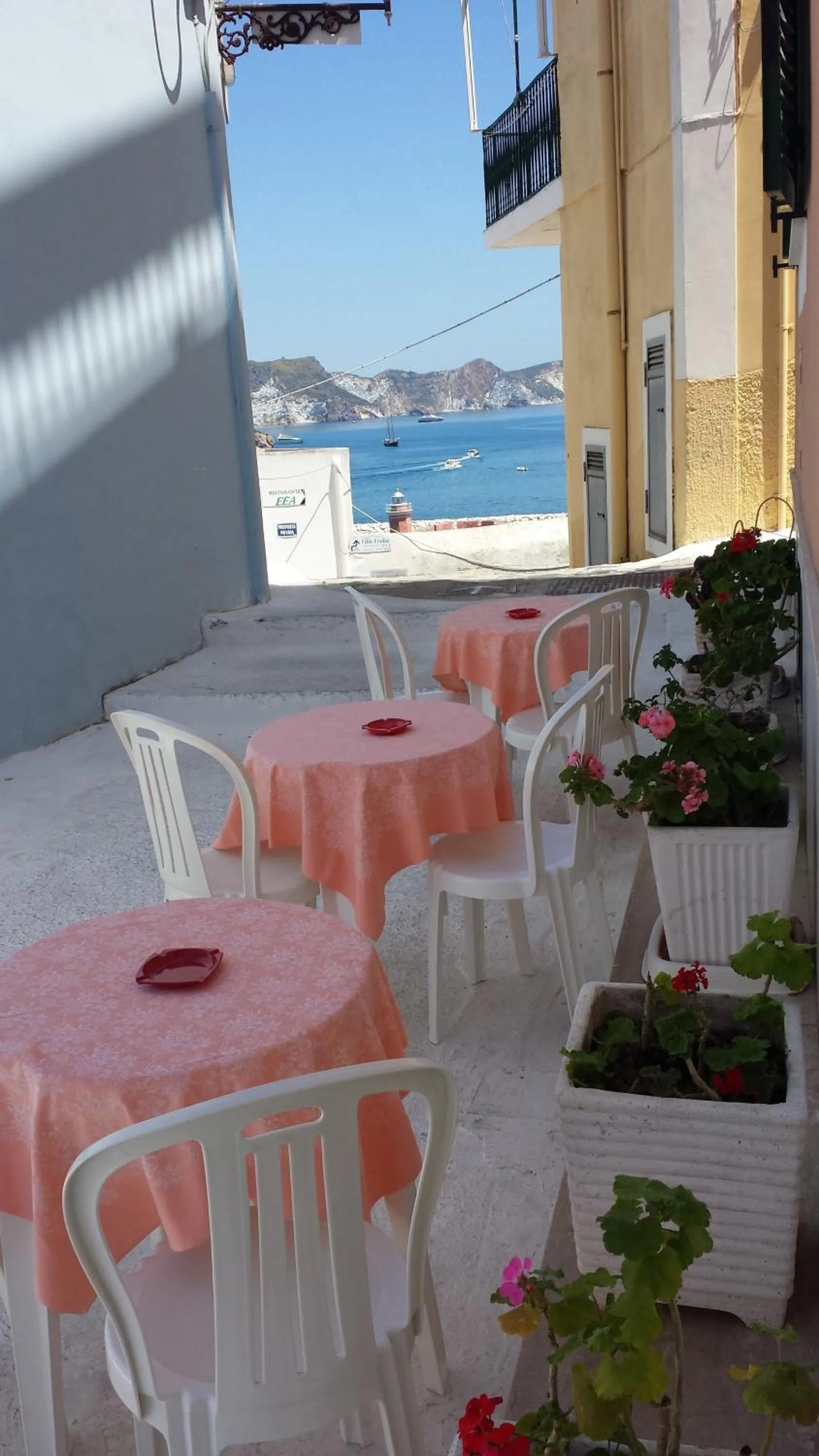 Patio in Hotel Del Capitano