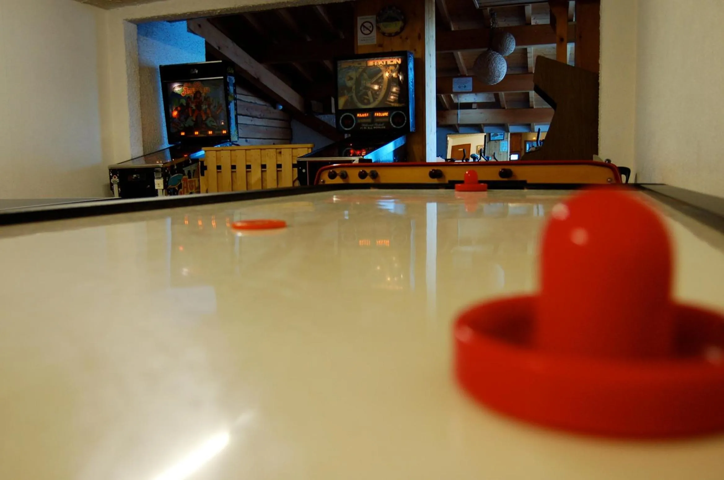 Game Room in Hôtel Les Côtes, Résidence Loisirs et Chalets
