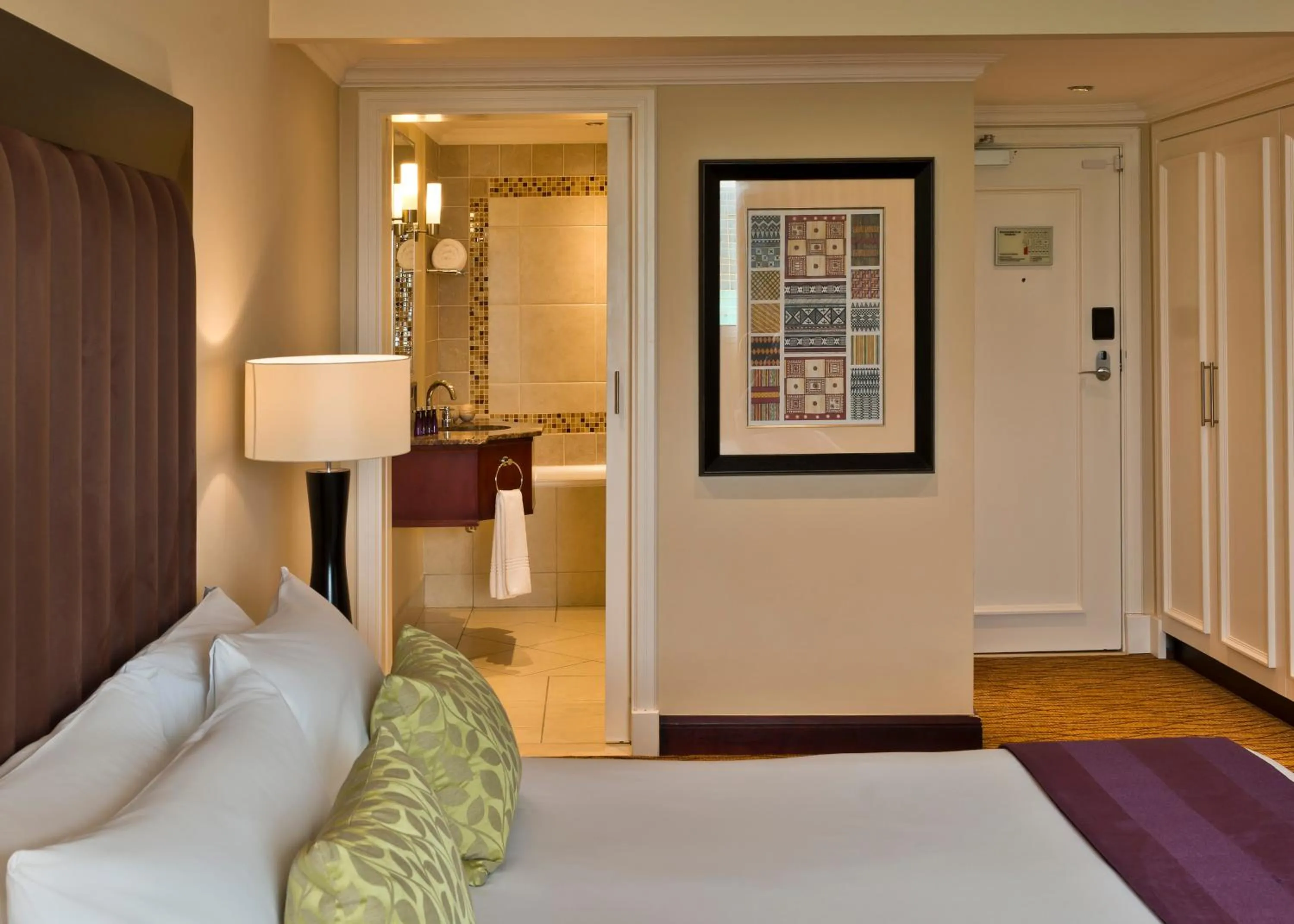 Bed in Avani Windhoek Hotel & Casino