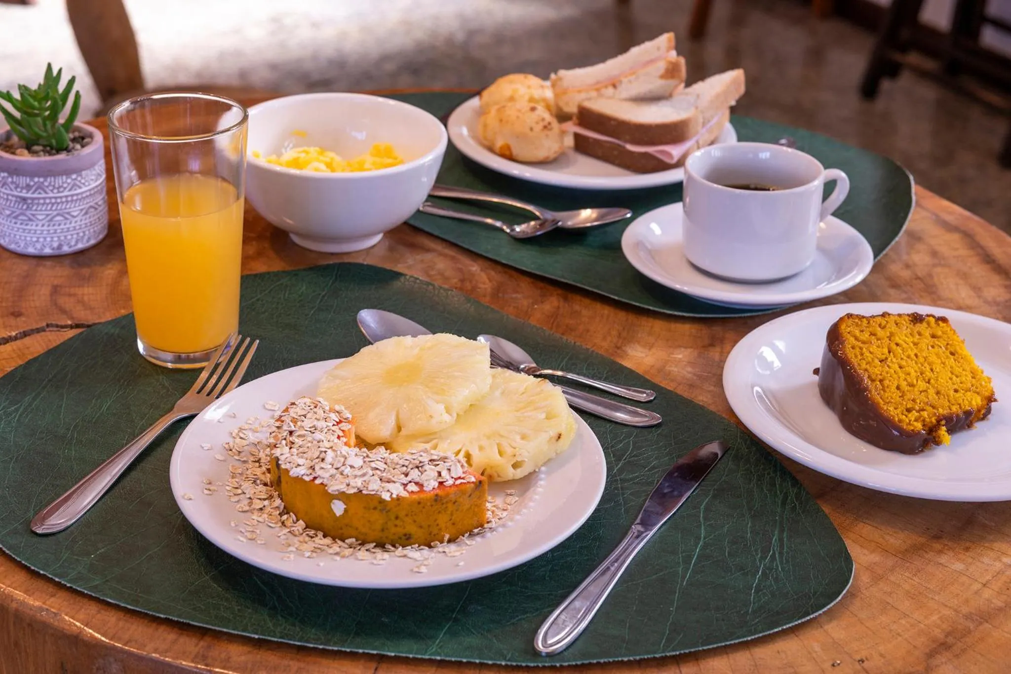 Breakfast in Pousada In Bali - Maresias