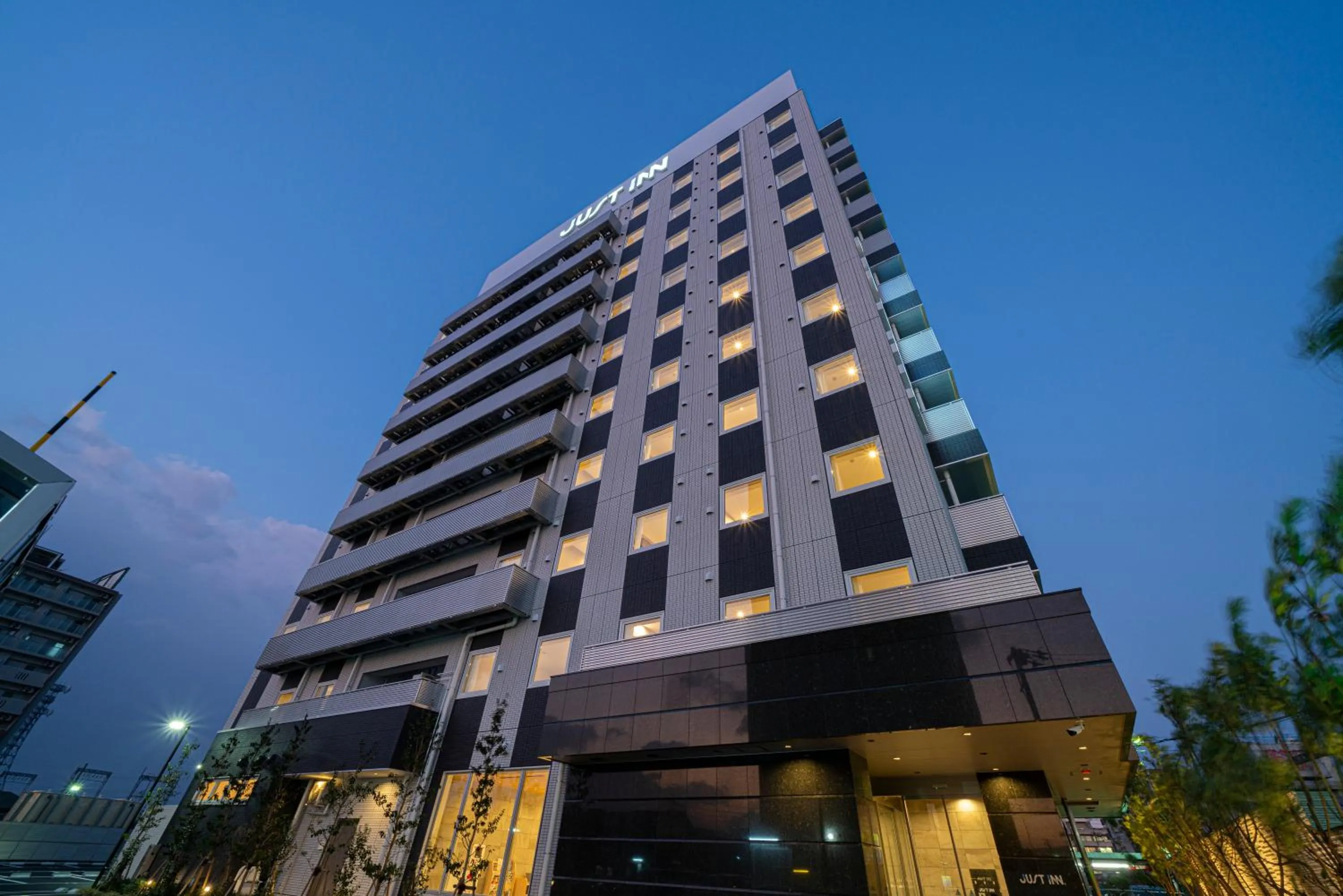Property building in Just Inn Matsusaka Station