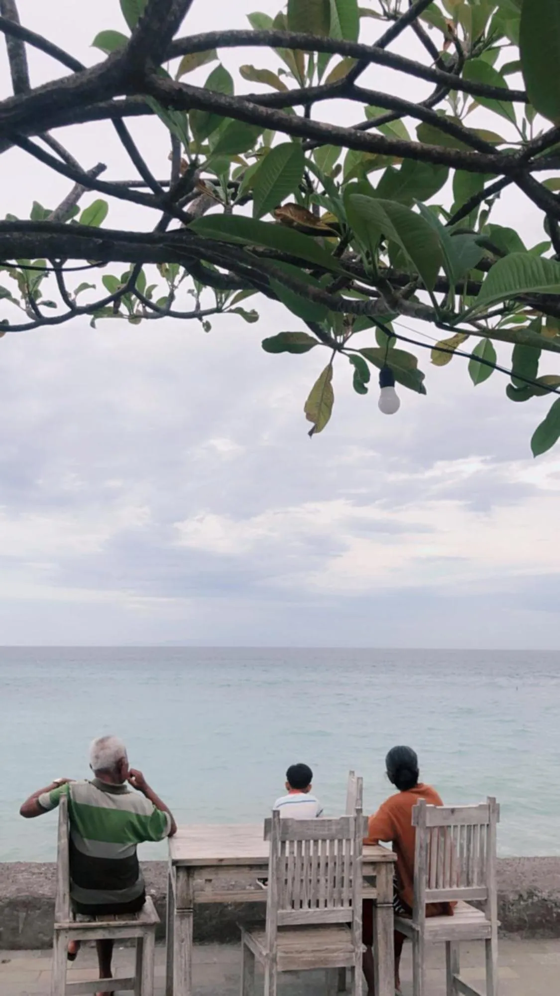 Day in Juan Beach Bungalow