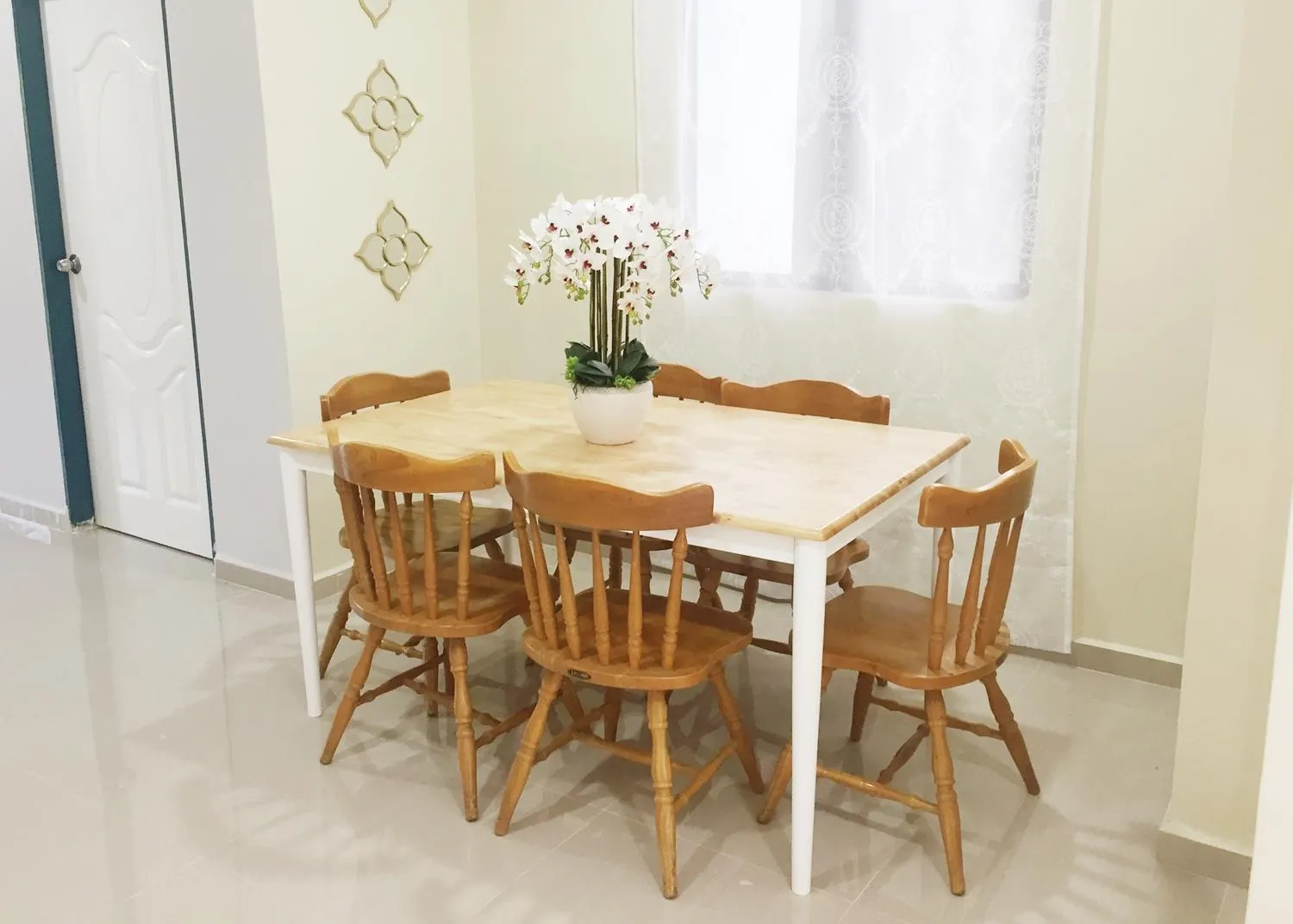 Dining area in CASA RIMBAYU GUESTHOUSE CHUKAI