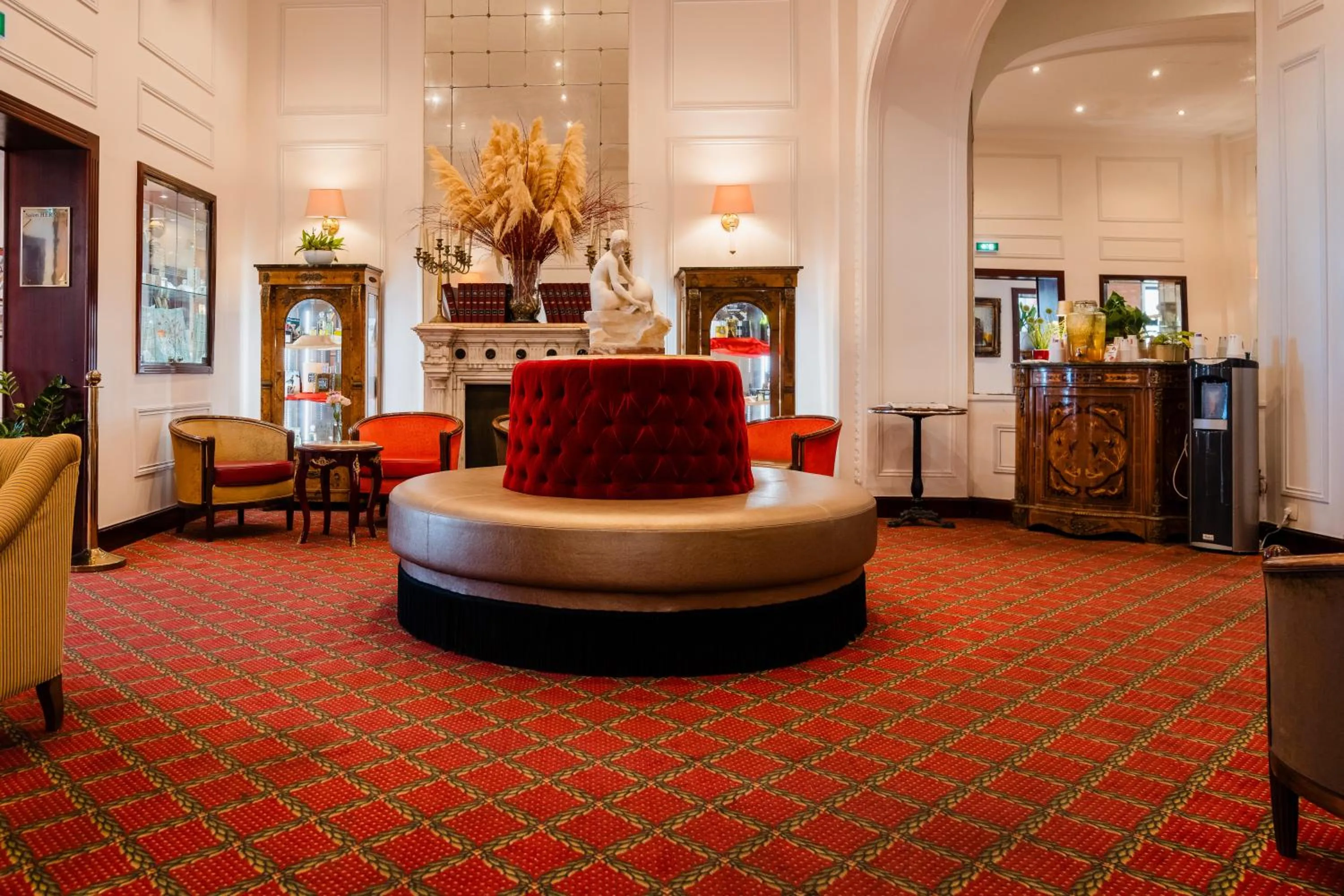 Lobby or reception in Hôtel West End Promenade