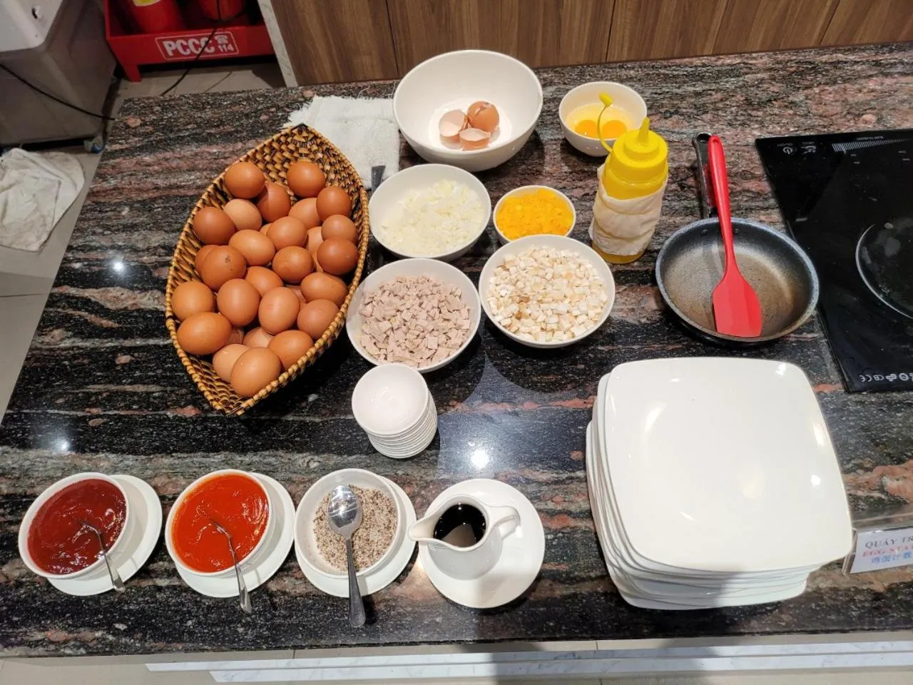 Food and drinks in Thanh Long Hotel - Tra Khuc