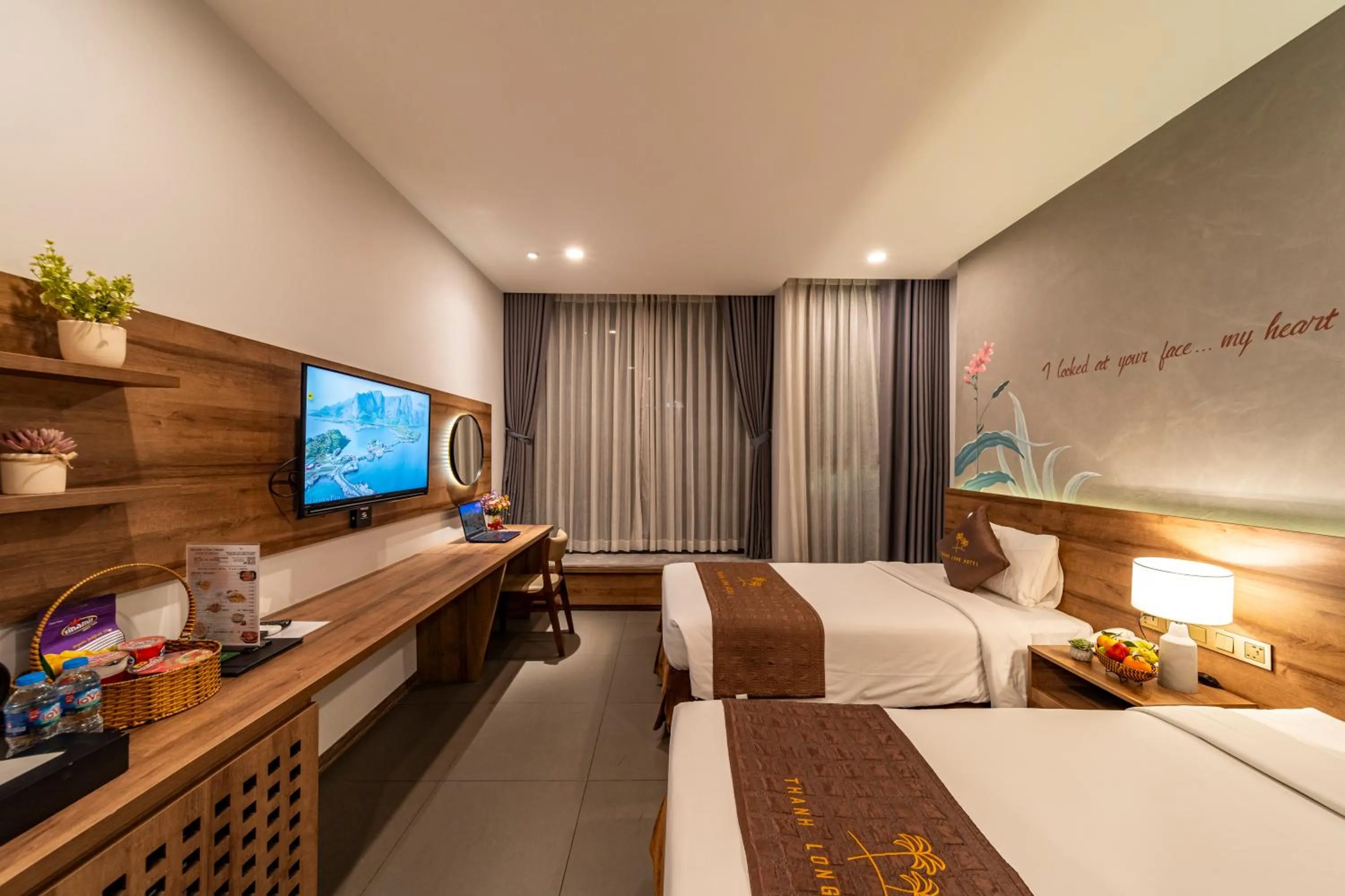 Photo of the whole room, Bed in Thanh Long Hotel - Tra Khuc