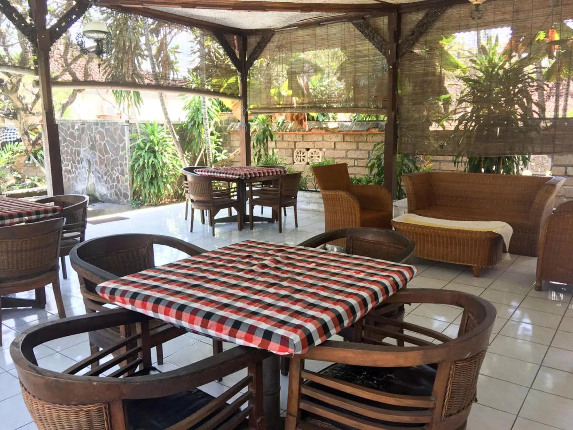 Restaurant/places to eat in Sari Bali Resort