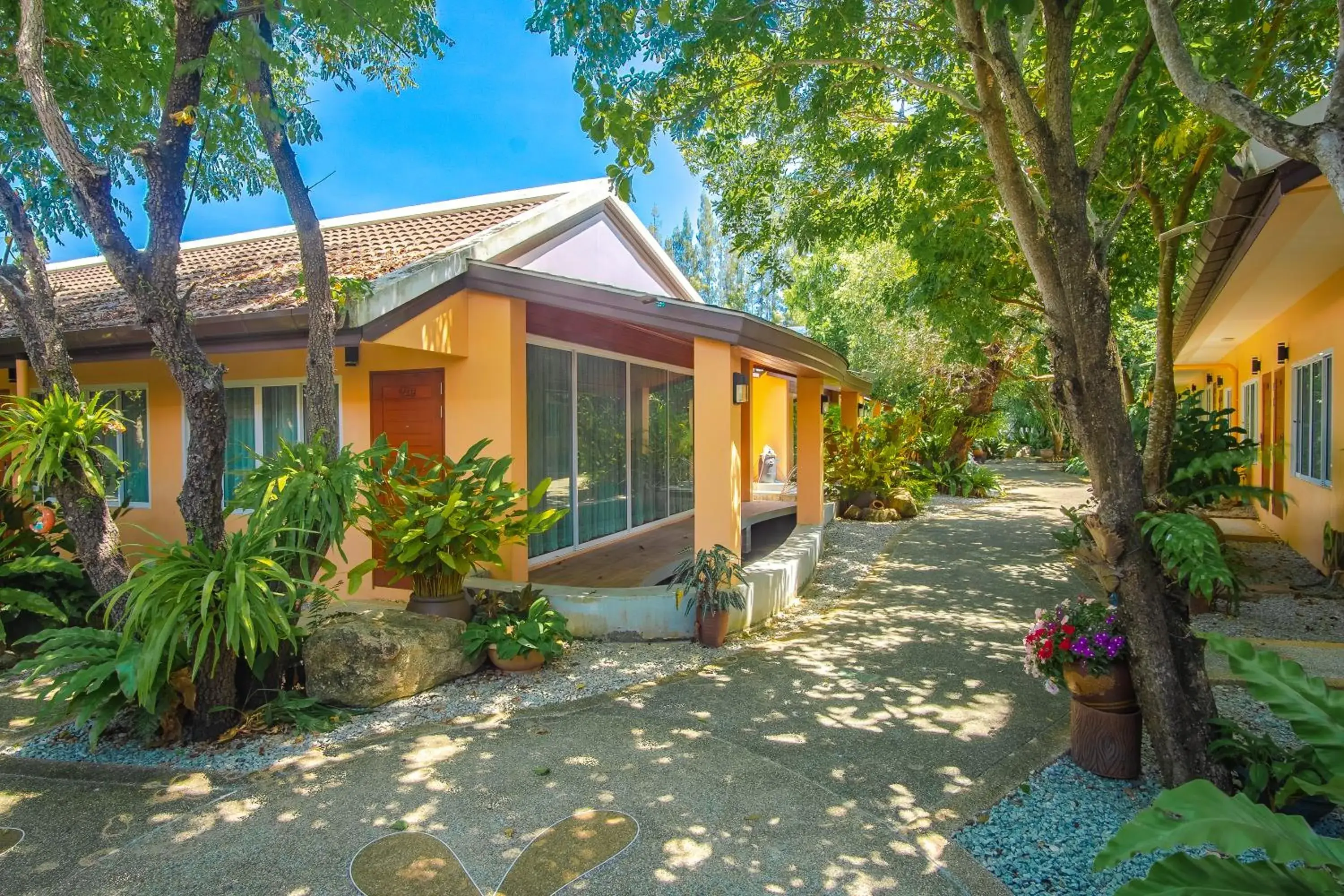 Property building in Prayai Changthai Resort Property building in Prayai Changthai Resort