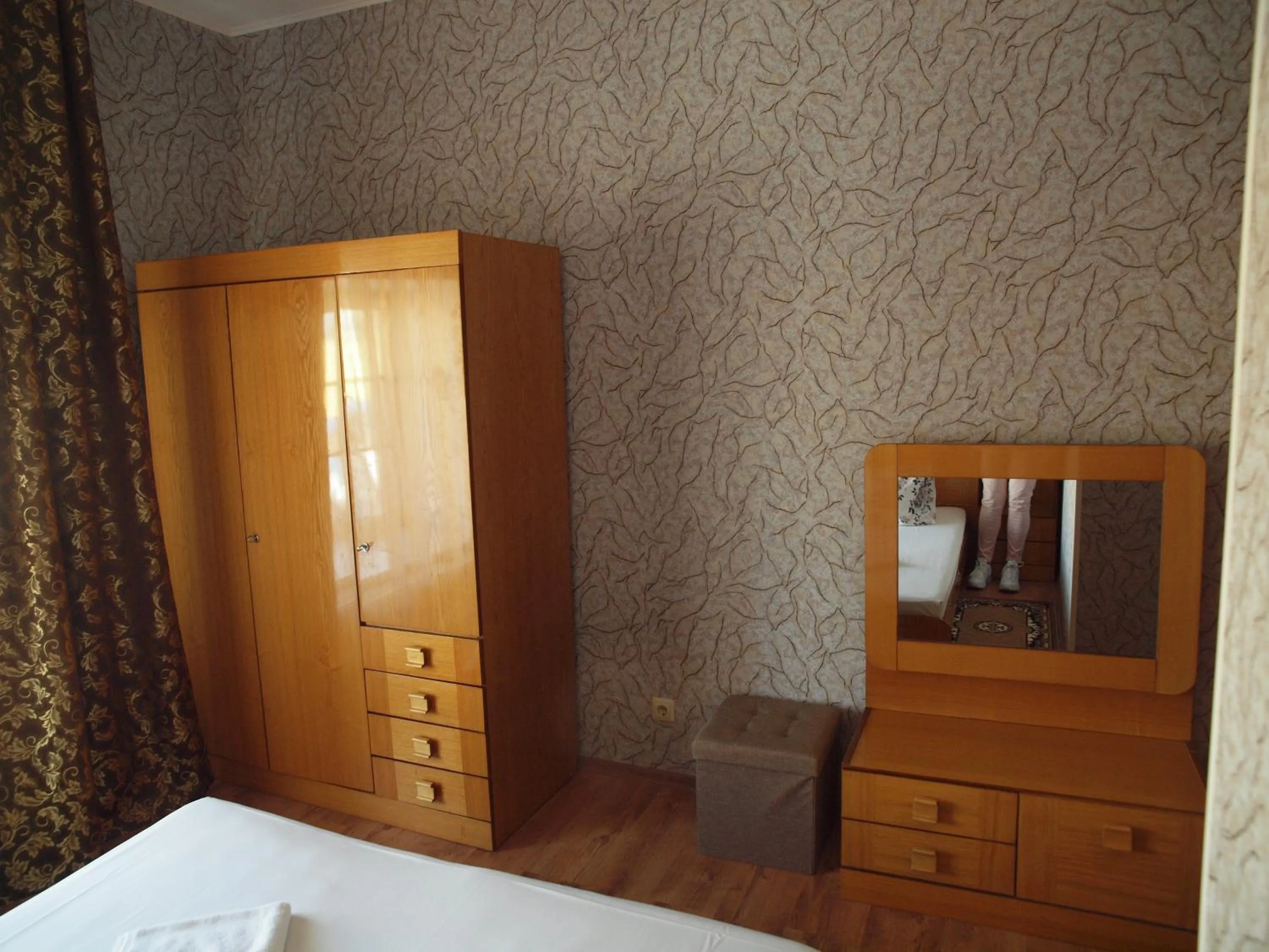 Photo of the whole room, Bed in City Westa Hotel