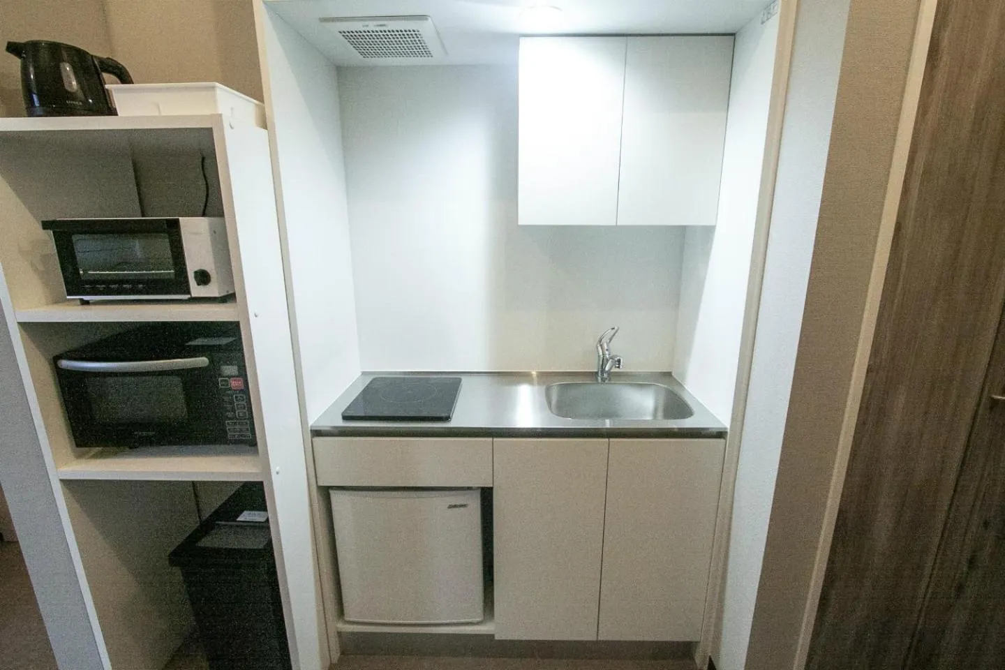 Kitchen or kitchenette in UCHI Living Stay ekolu