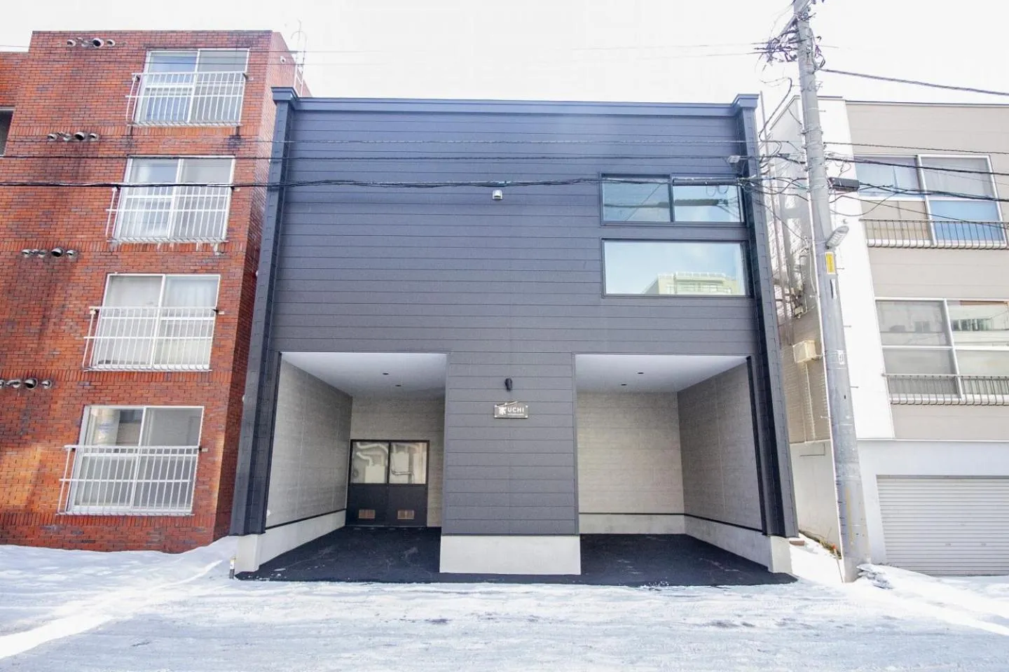 Property building in UCHI Living Stay ekolu