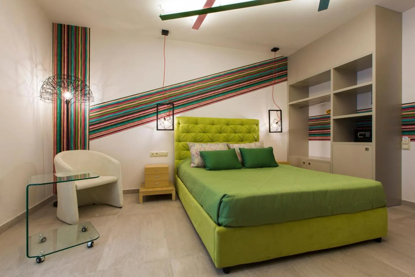 Photo of the whole room, Bed in Flisvos Royal Hotel & Suites