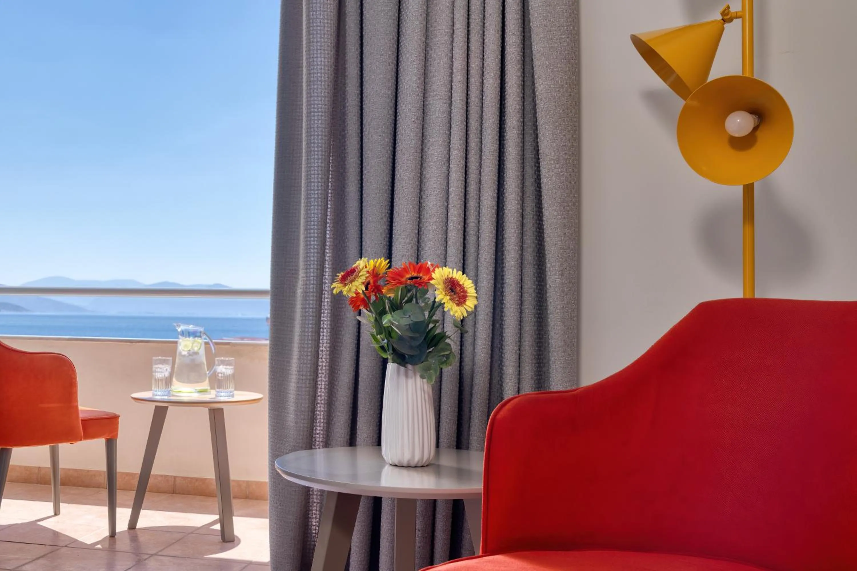 Decorative detail in Flisvos Royal Hotel & Suites