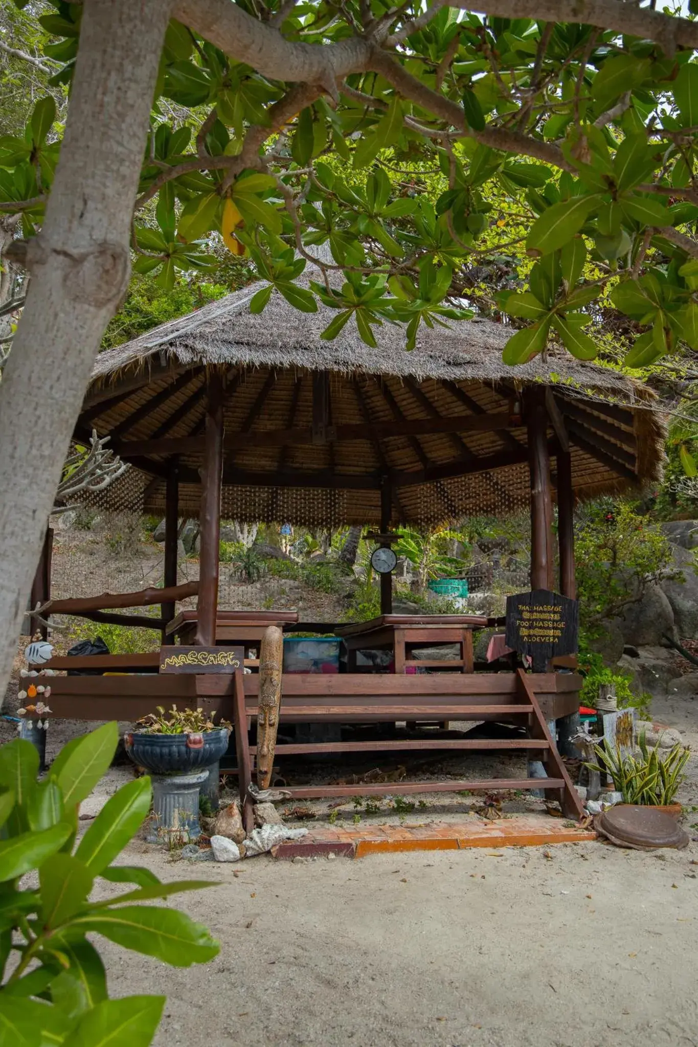 Massage in Coral View Resort Massage in Coral View Resort