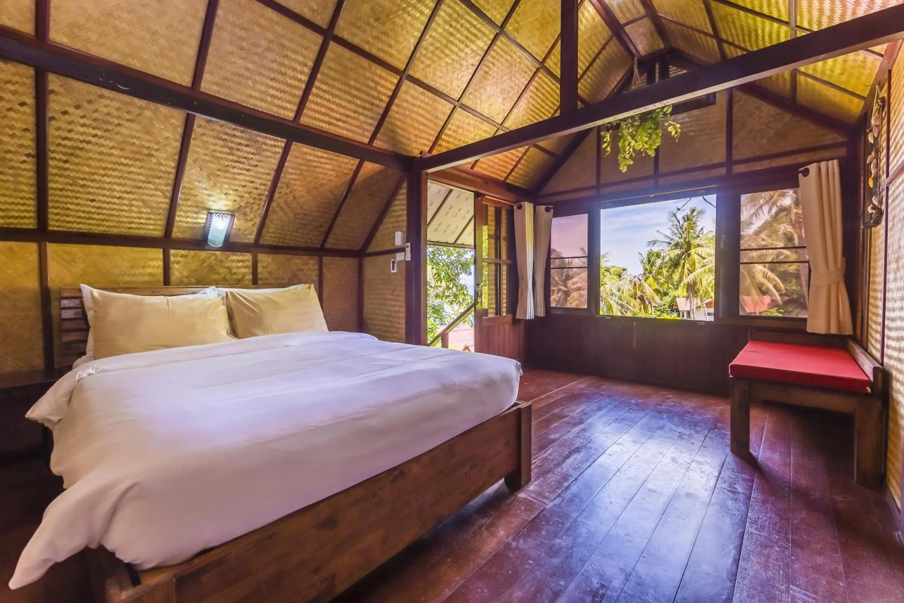 Bedroom, Bed in Coral View Resort Bedroom, Bed in Coral View Resort