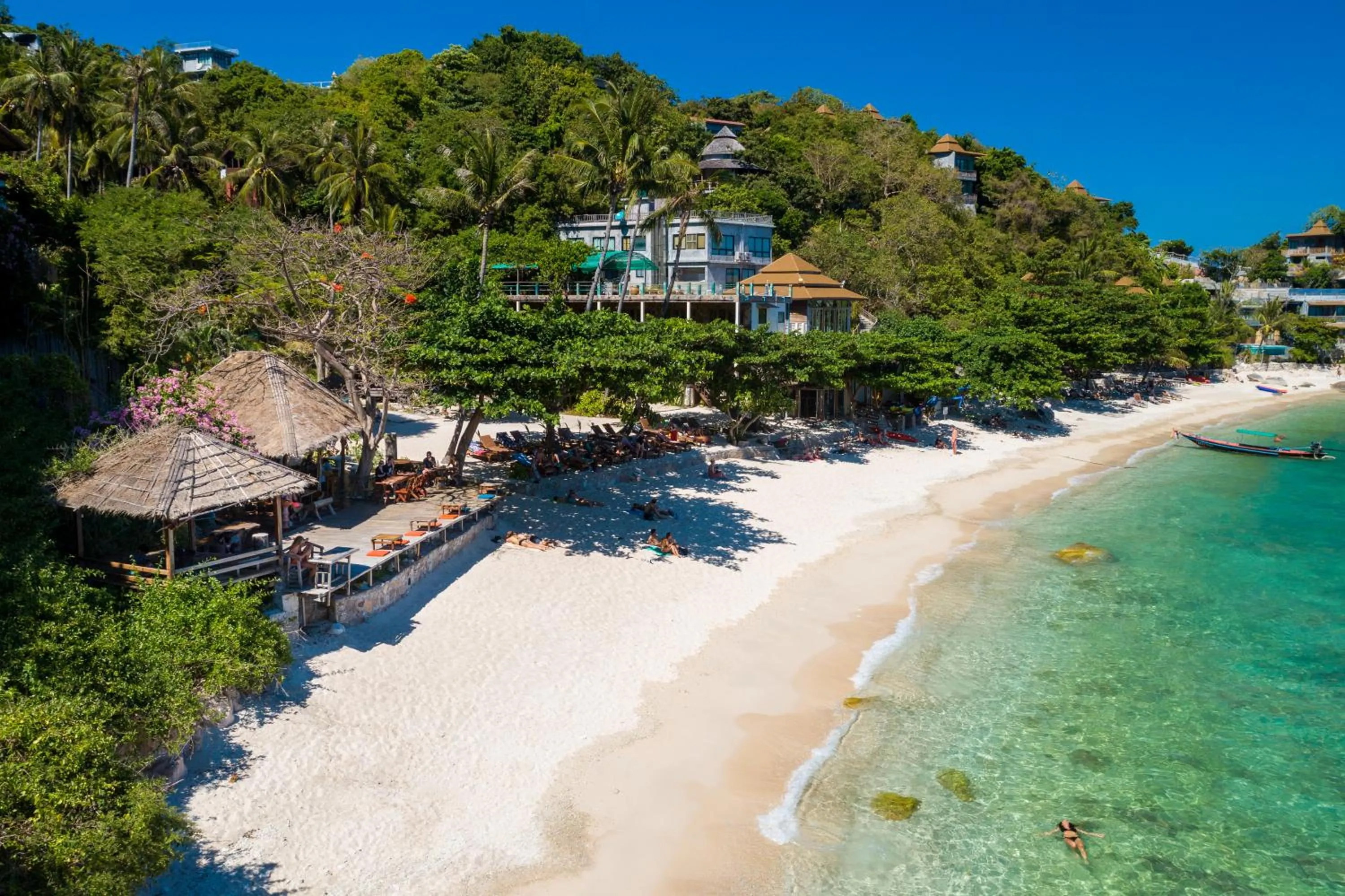 Beach in Coral View Resort