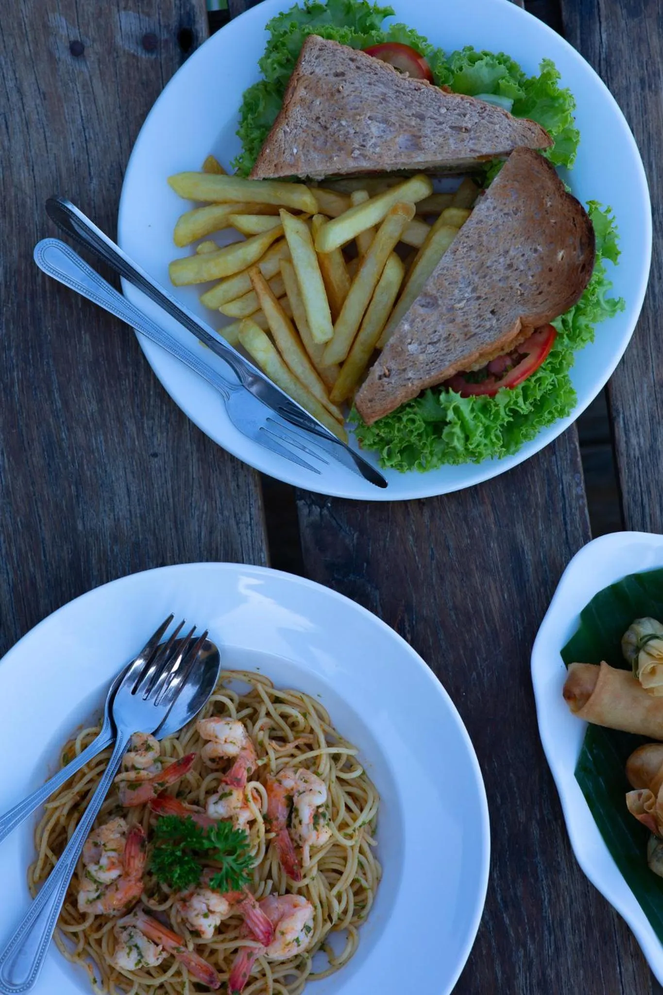 Restaurant/places to eat in Coral View Resort