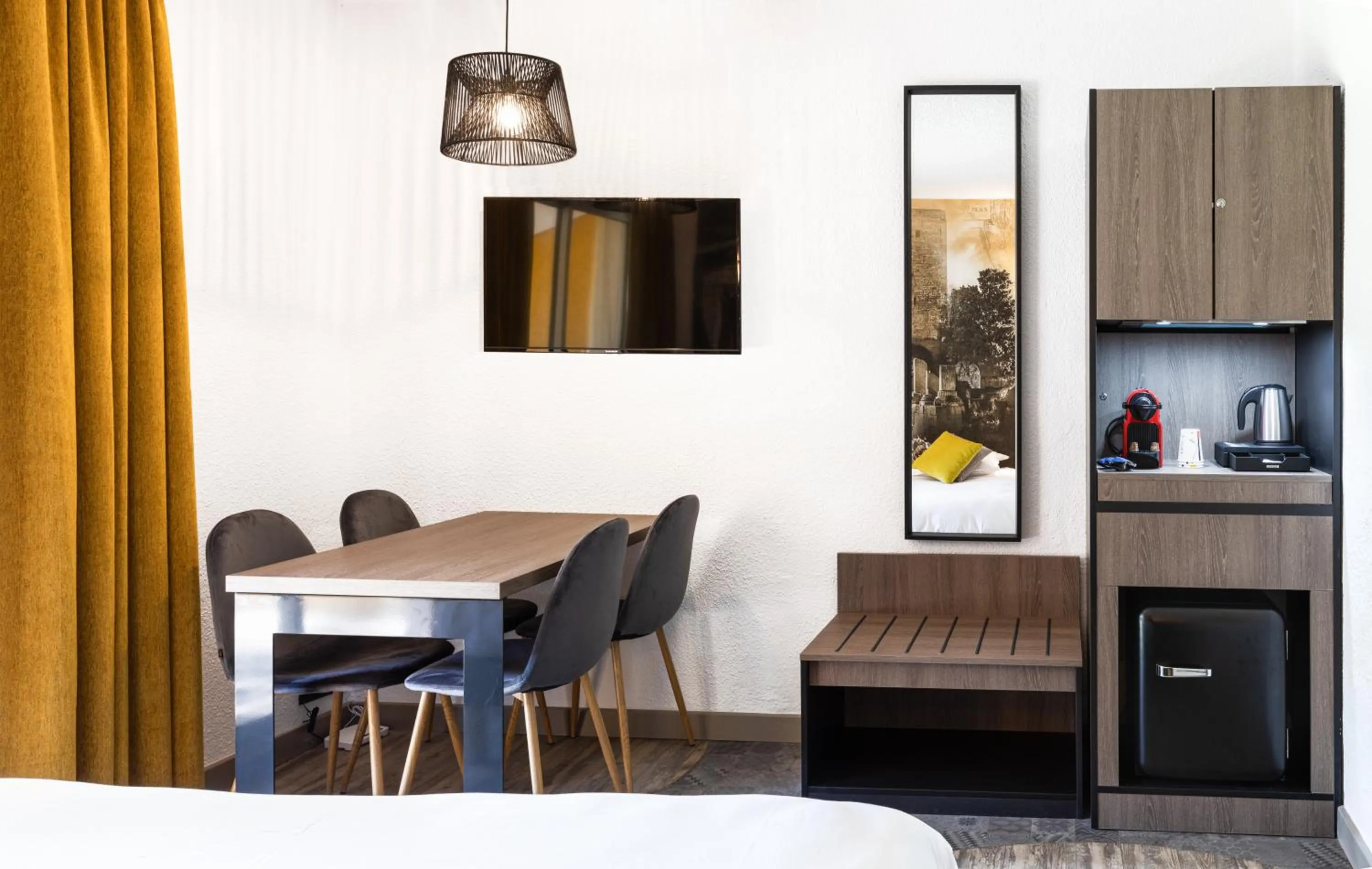 Bedroom in SOWELL HOTELS L'Olivier