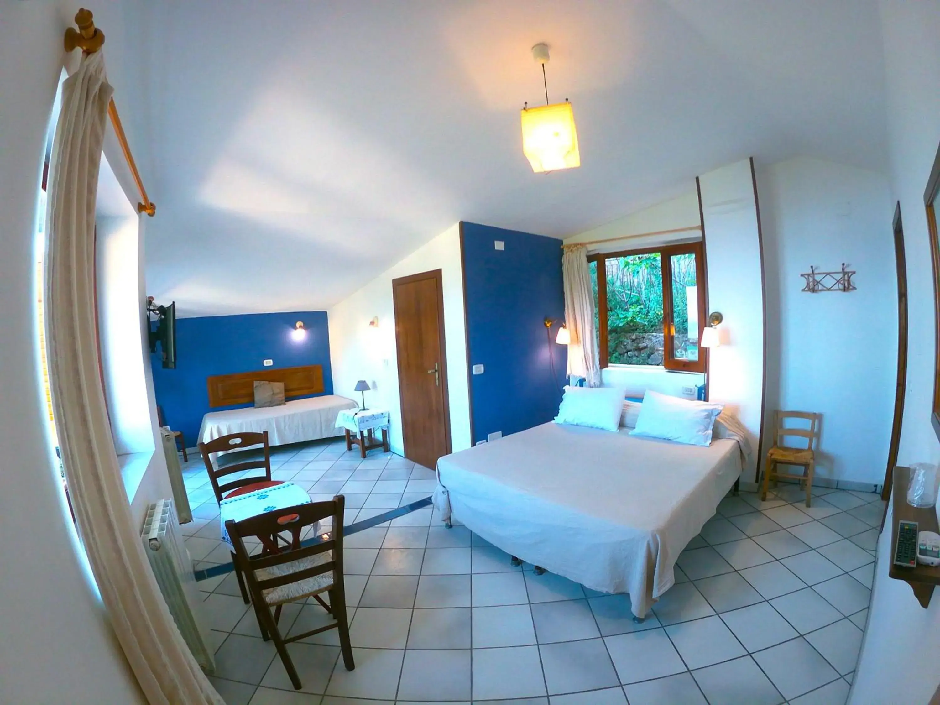 Superior Triple Room with Sea View - single occupancy - Separate Building in La Casa sul Blu Albergo Diffuso Superior Triple Room with Sea View - single occupancy - Separate Building in La Casa sul Blu Albergo Diffuso