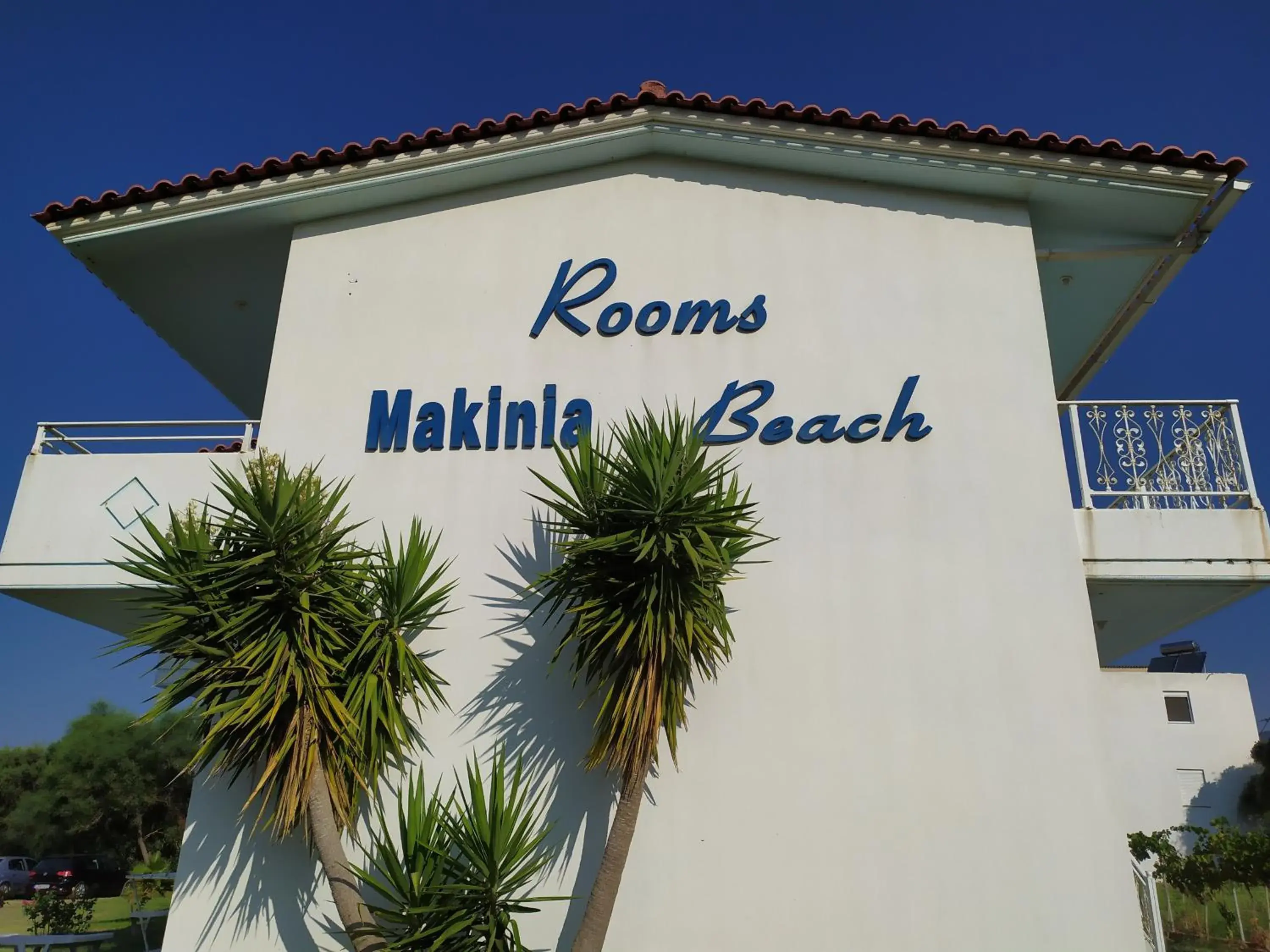 Makinia Beach Makinia Beach