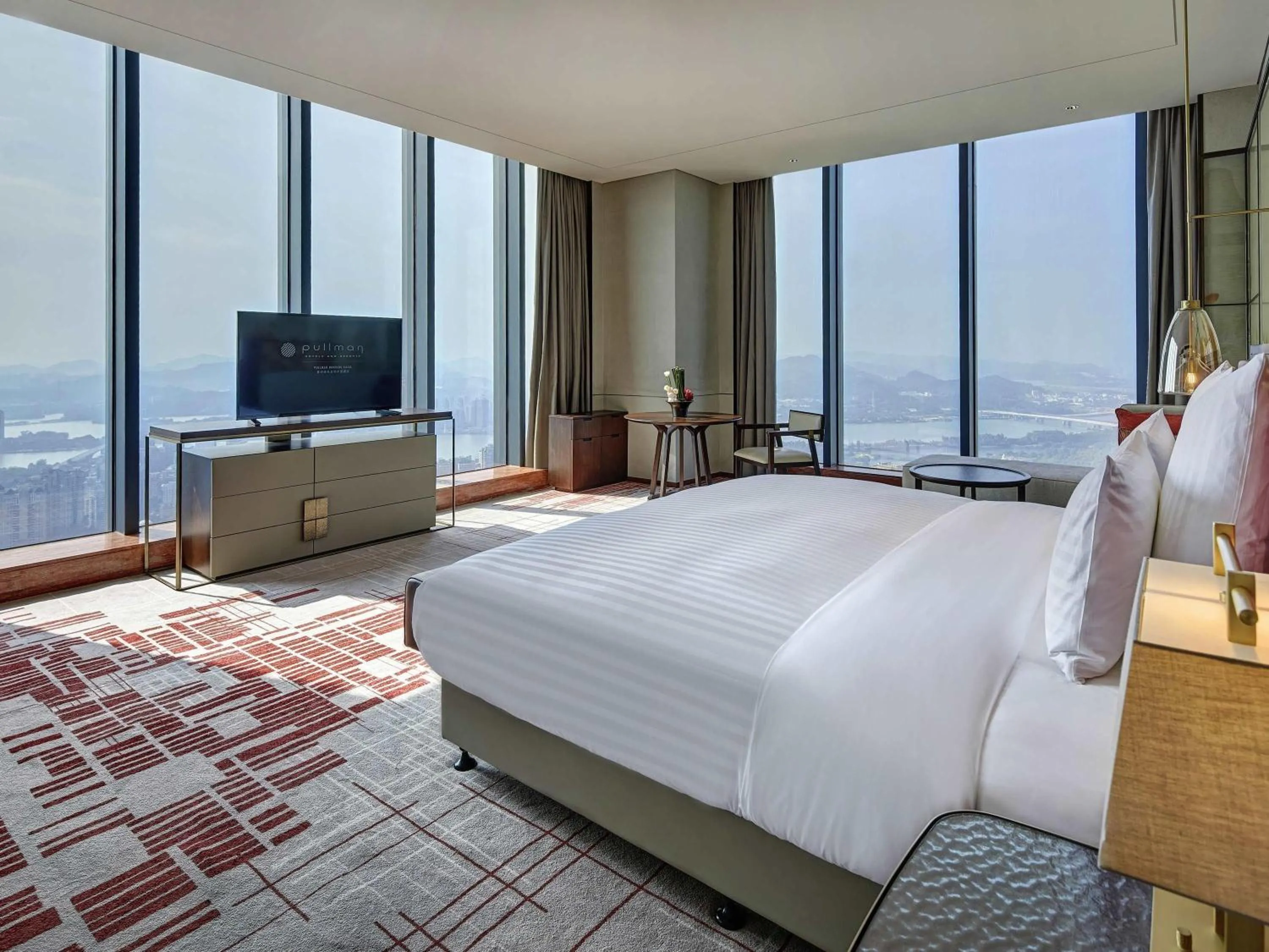 Bedroom, Bed in Pullman Huizhou Kaisa