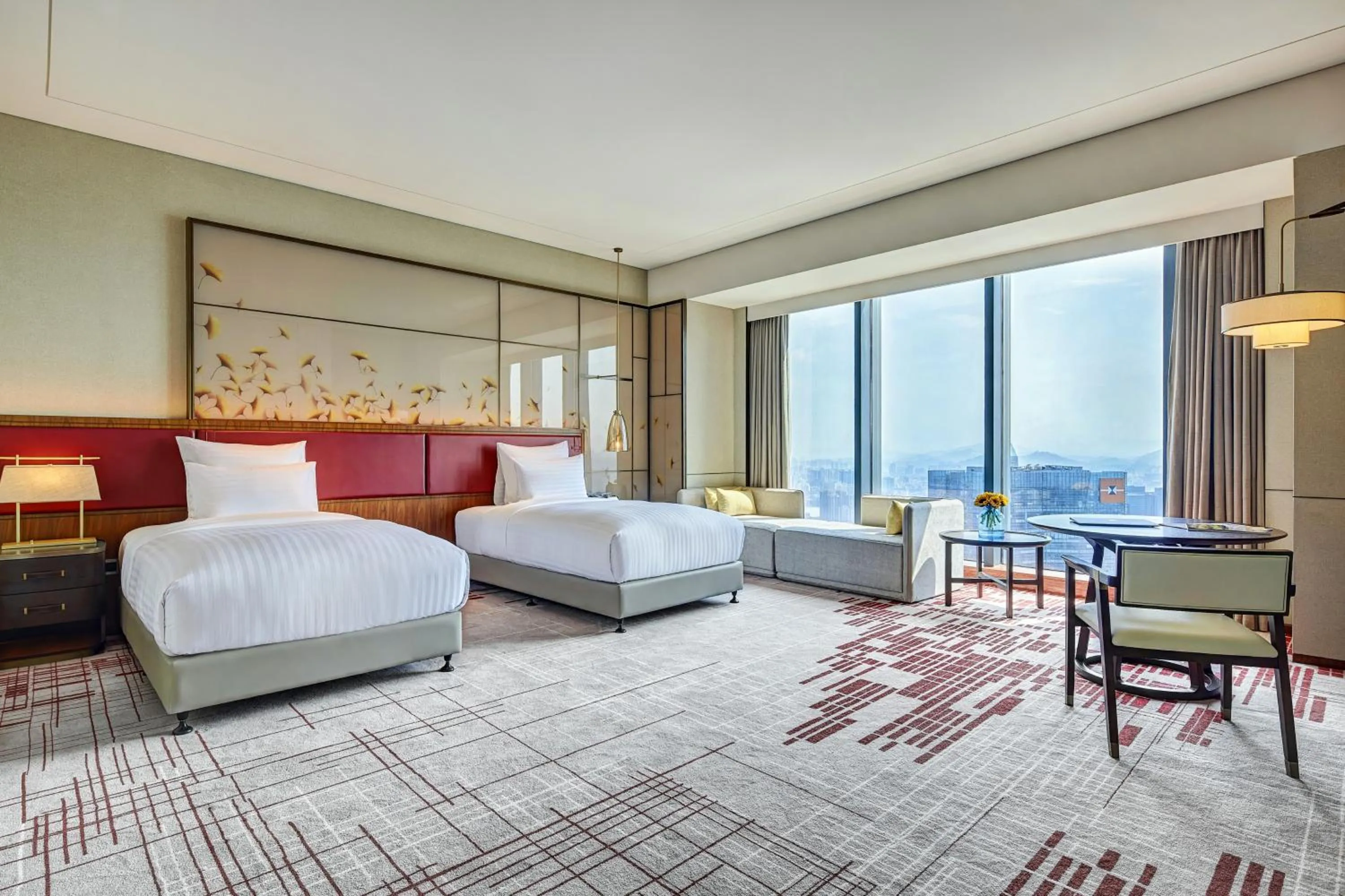 Photo of the whole room, Bed in Pullman Huizhou Kaisa