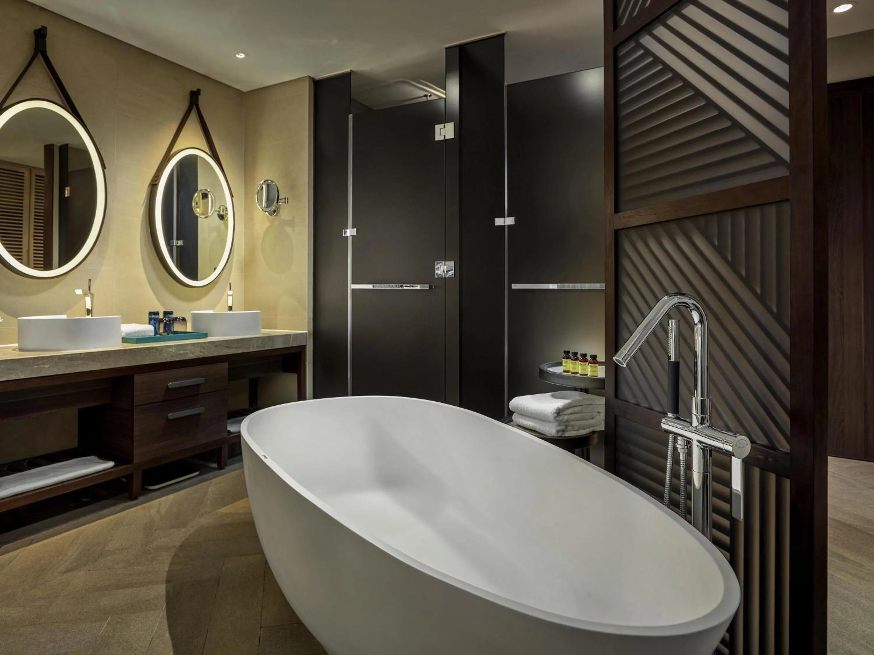 Bedroom in Pullman Phu Quoc Beach Resort