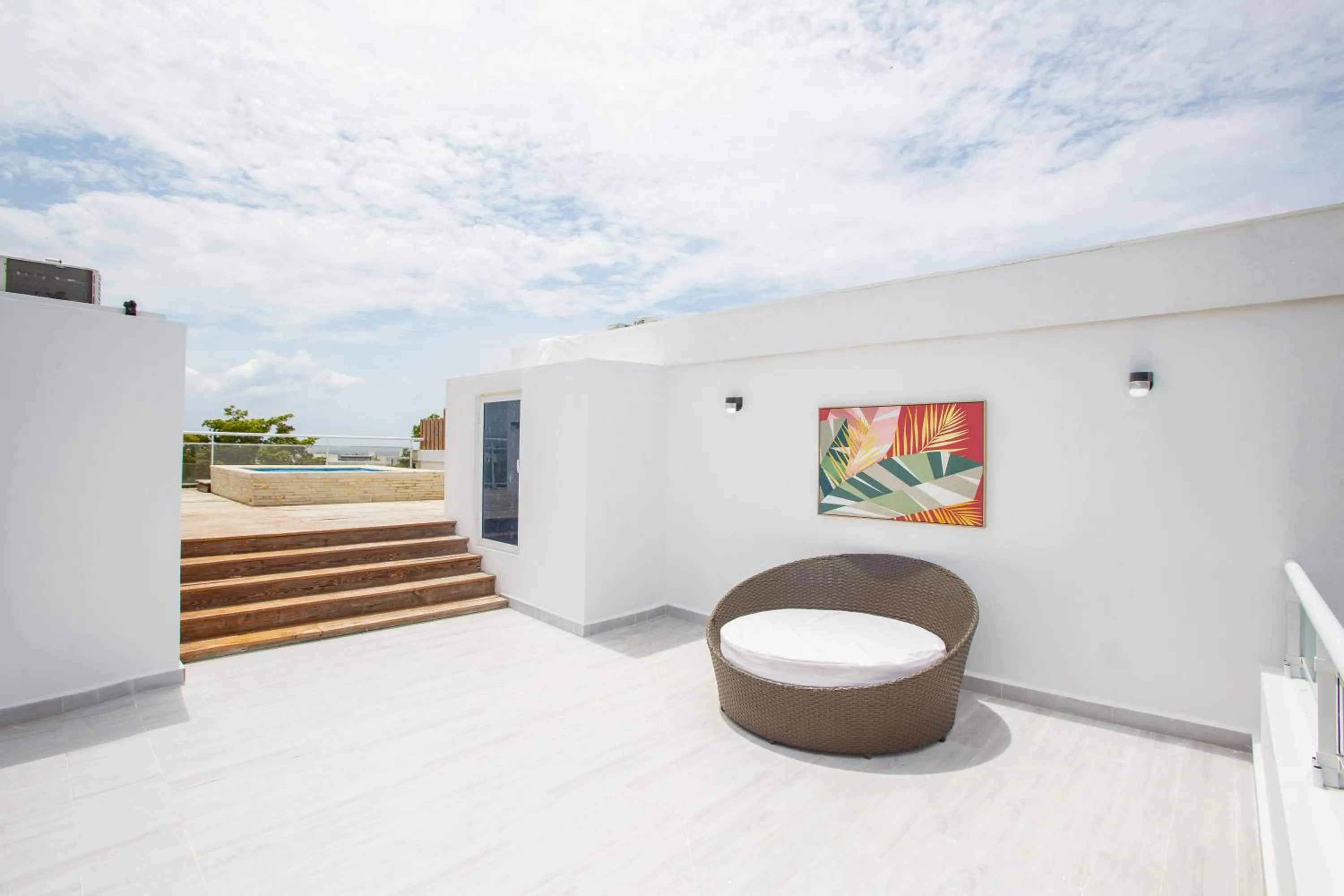 Suites at Grand Laguna Beach by Calisto Stays