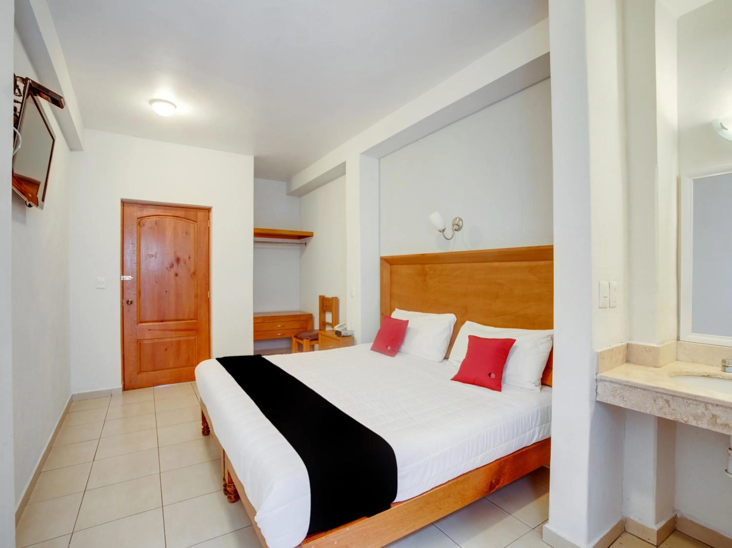 Bedroom, Bed in Hotel Patzcuaro