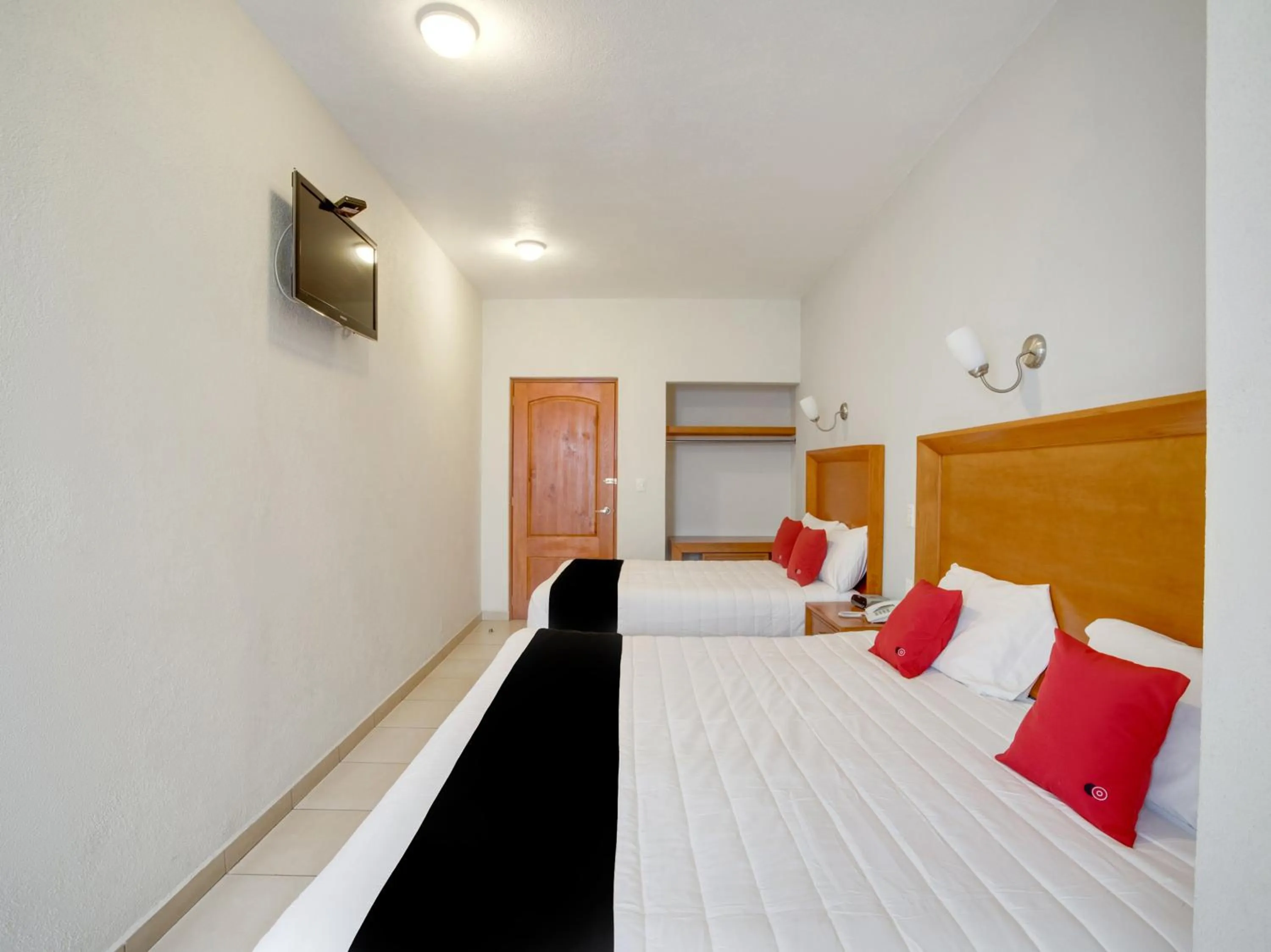 Bedroom, Bed in Hotel Patzcuaro