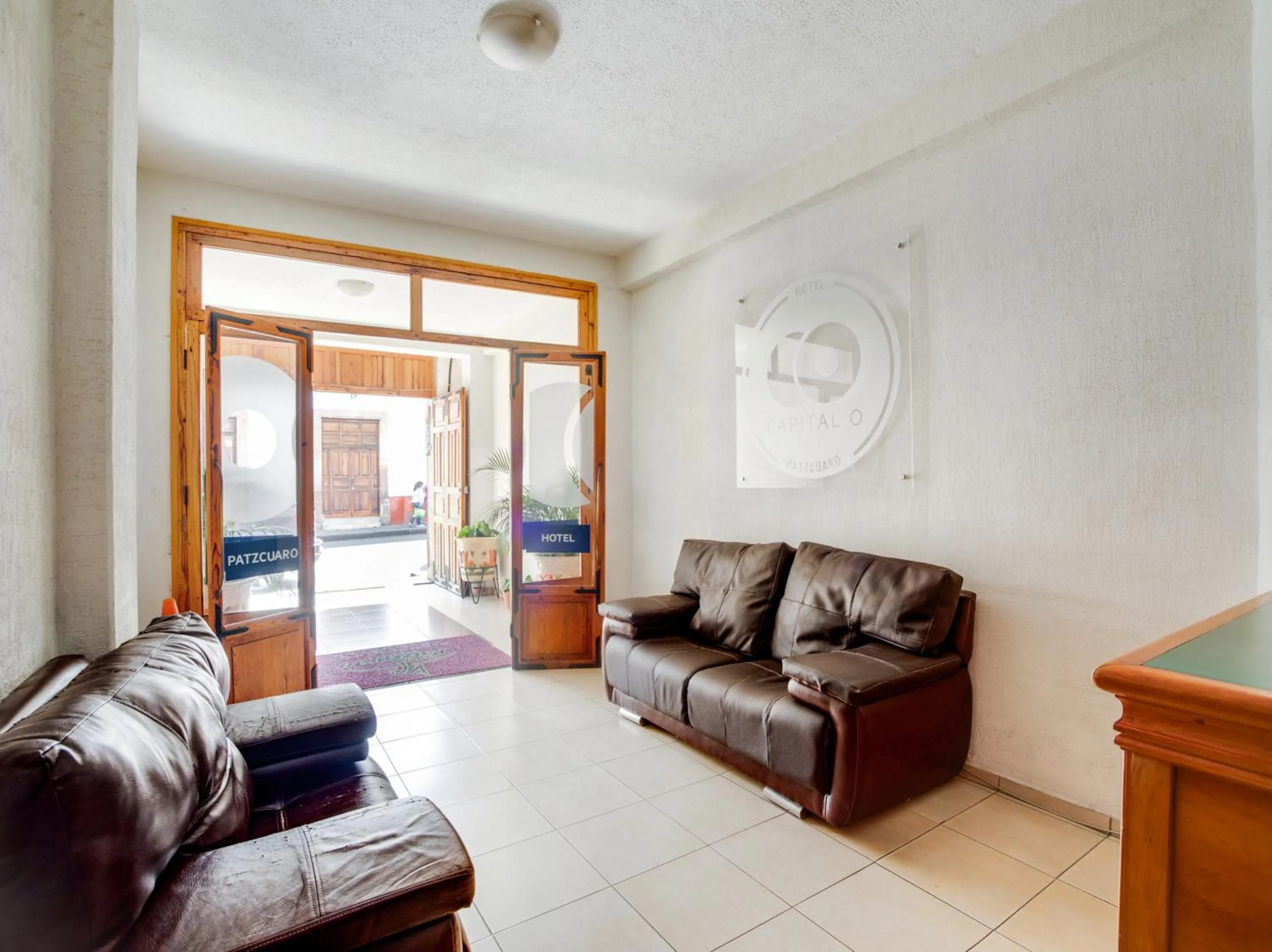 Seating area in Hotel Patzcuaro