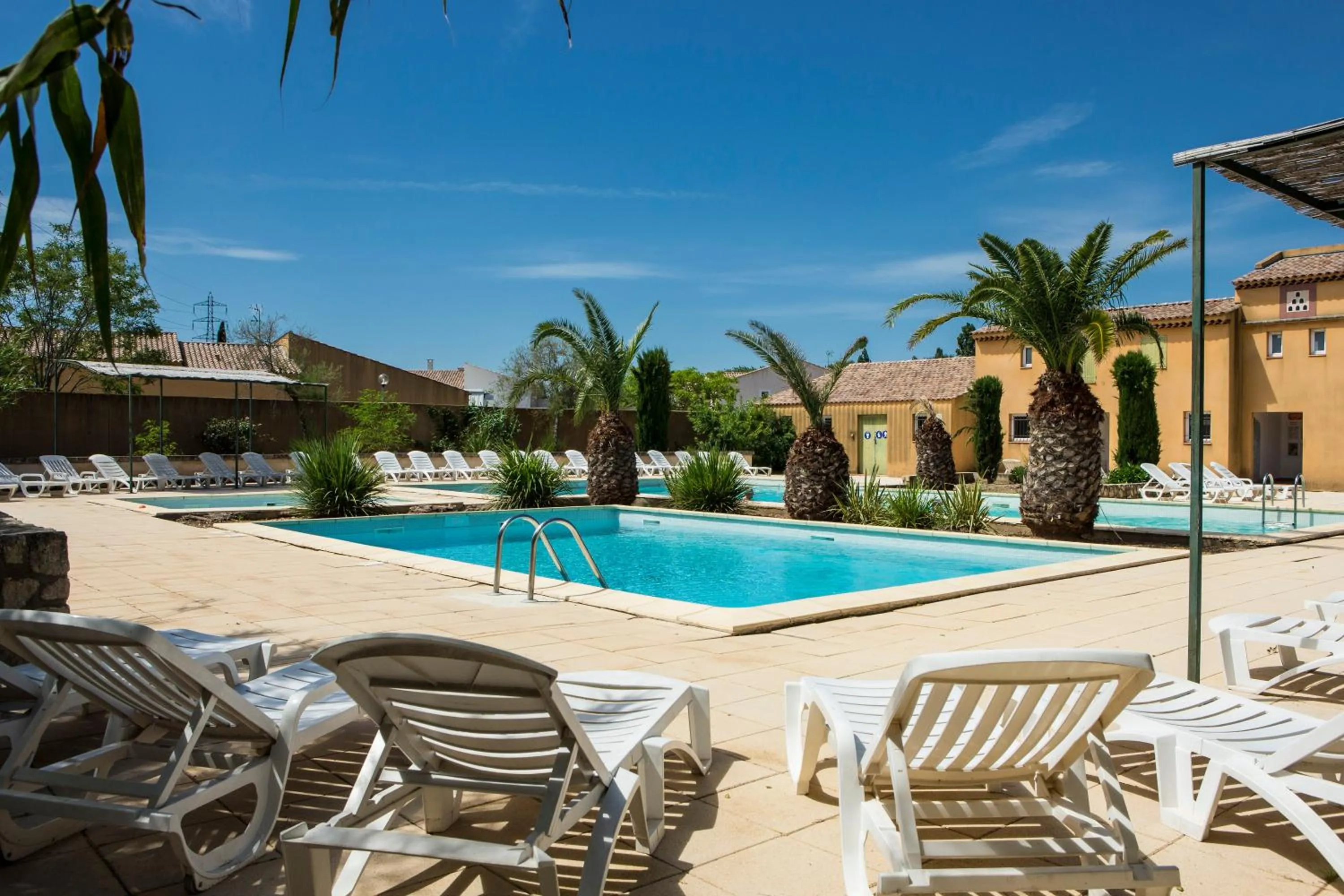 Swimming pool in SOWELL RESIDENCES Les Mazets