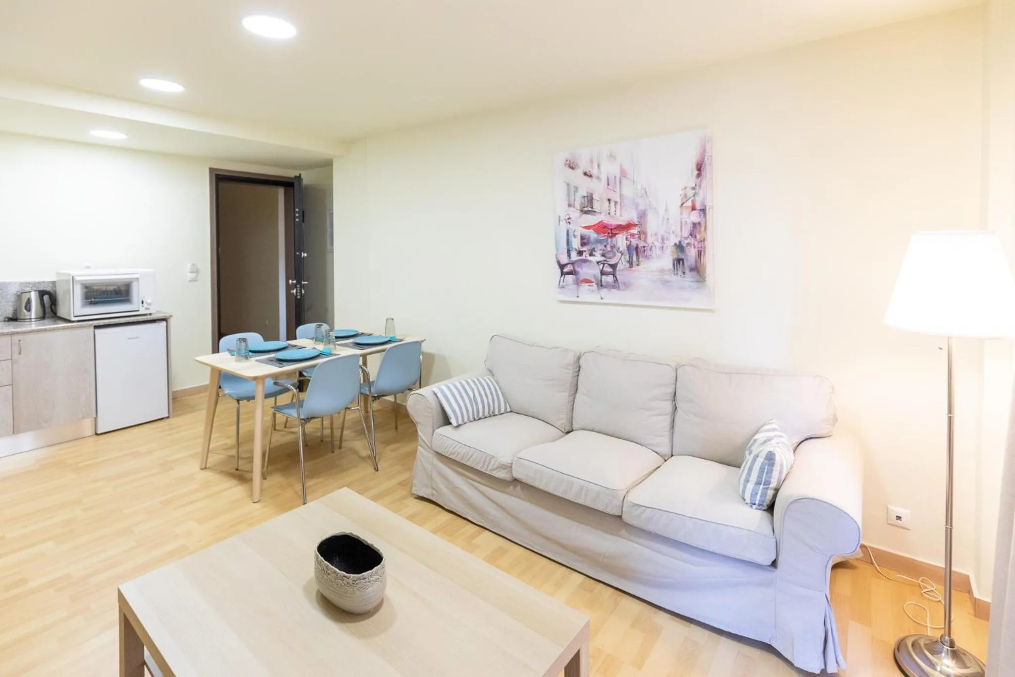 Athens Kyniska Urban Apartment