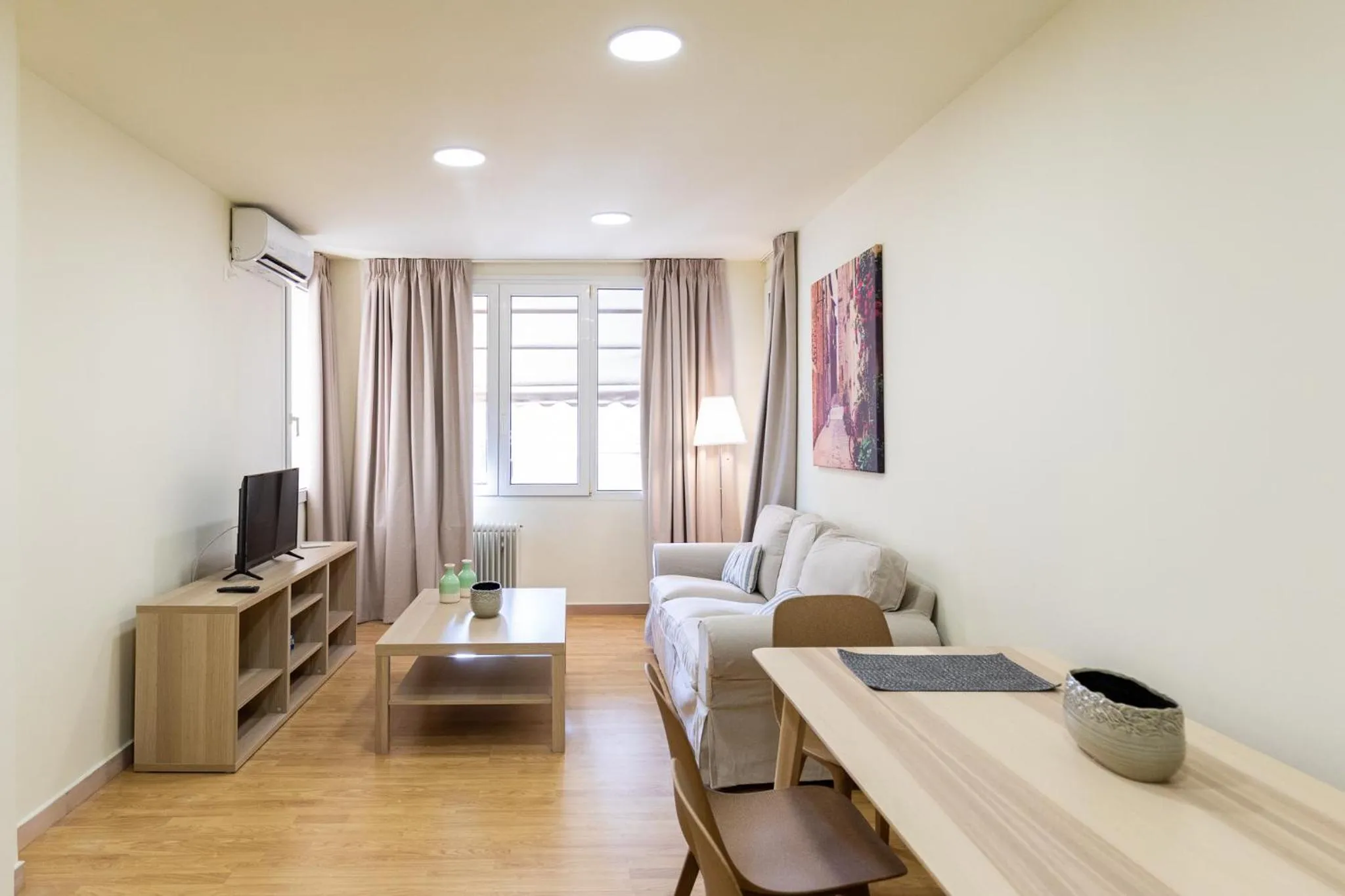 Athens Kyniska Urban Apartment