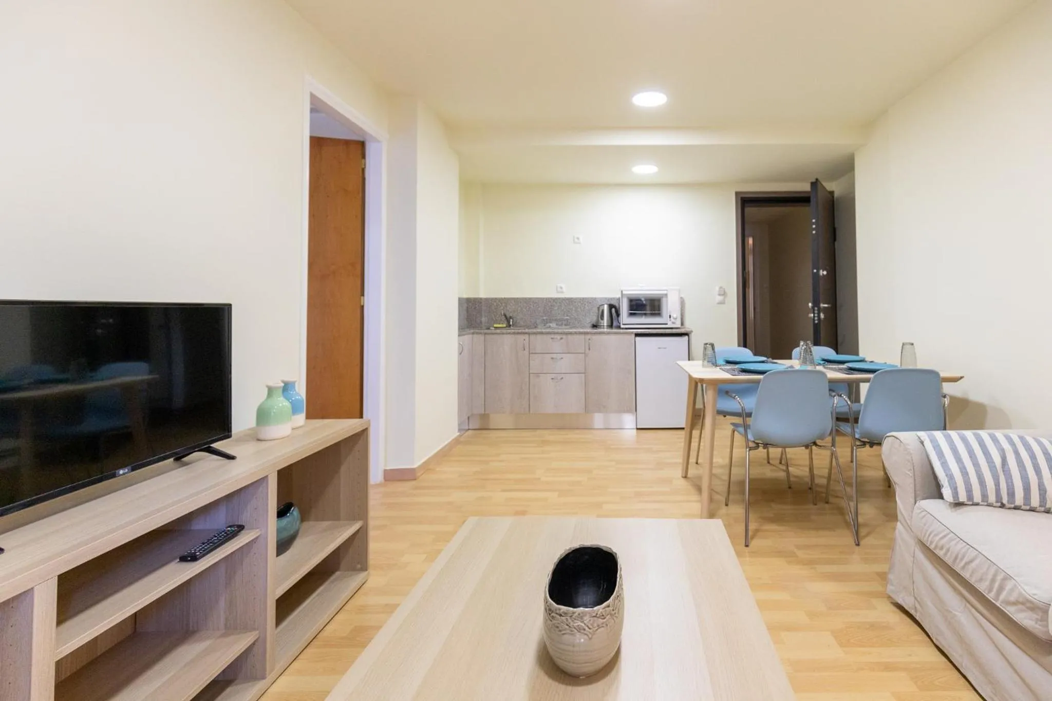 Athens Kyniska Urban Apartment