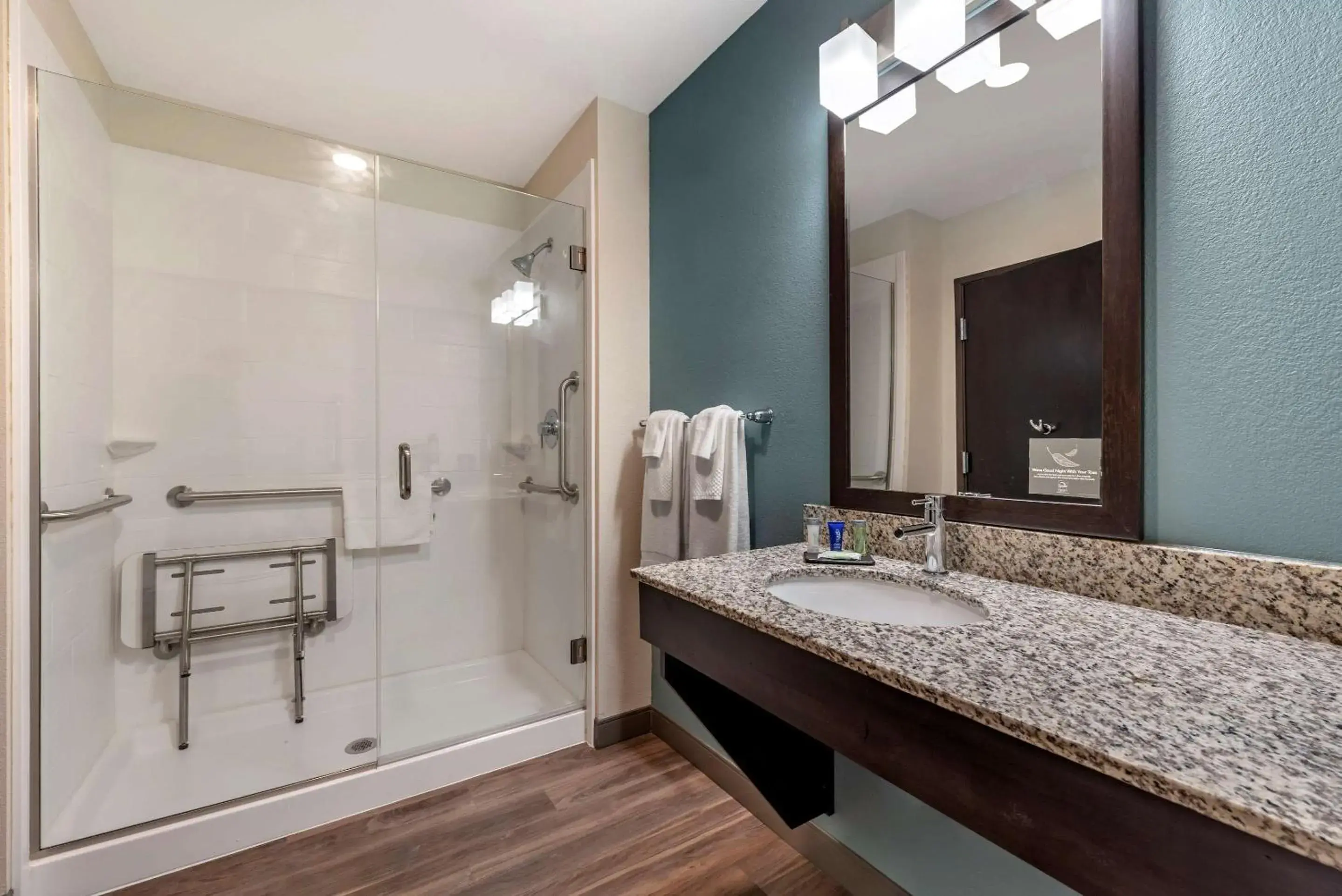 Bathroom in Sleep Inn Newberry - Crane Bathroom in Sleep Inn Newberry - Crane