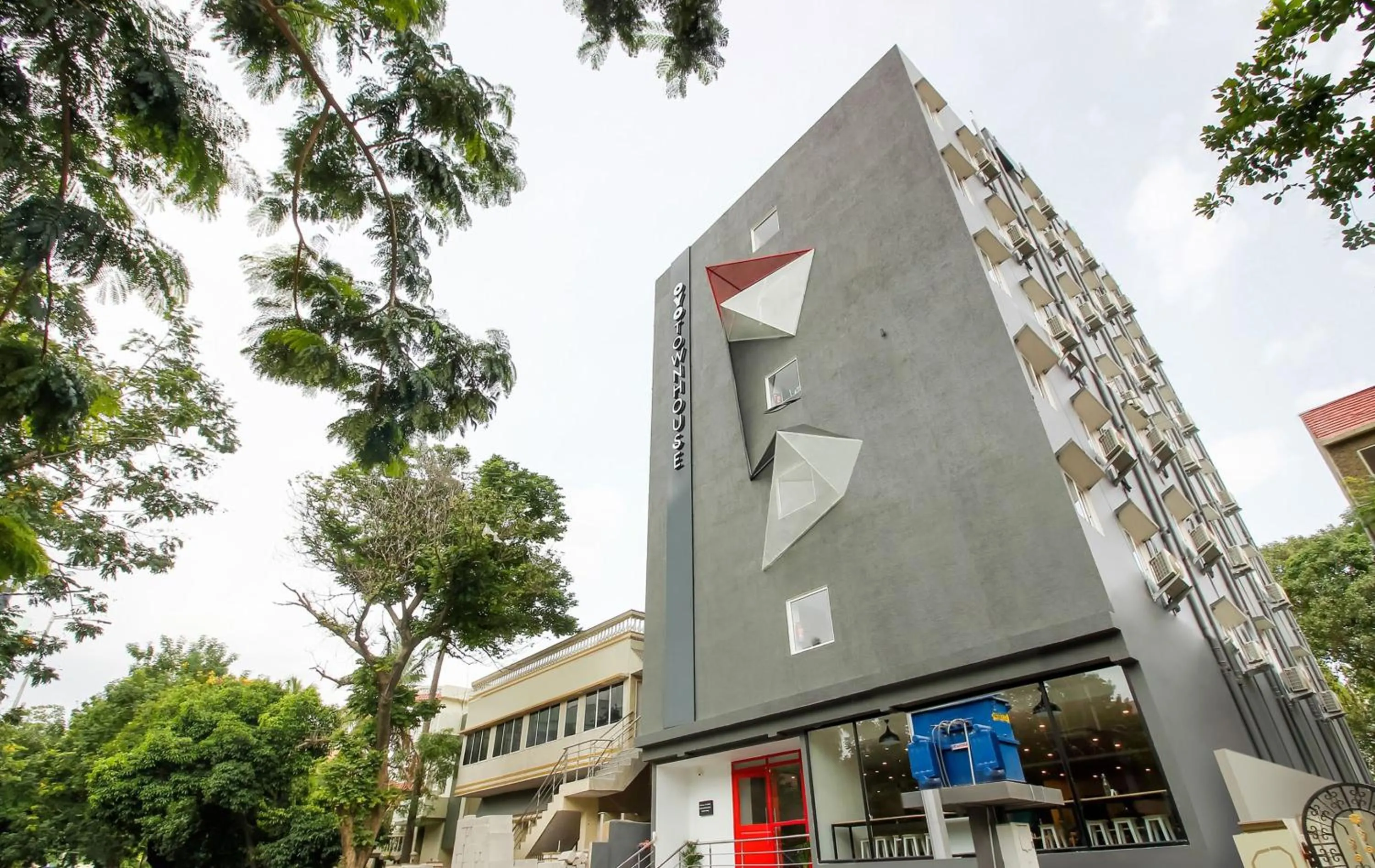 Facade/entrance in Super Townhouse THE CINCO HOTEL NEAR ESI HOSPITAL ( SR NAGAR)