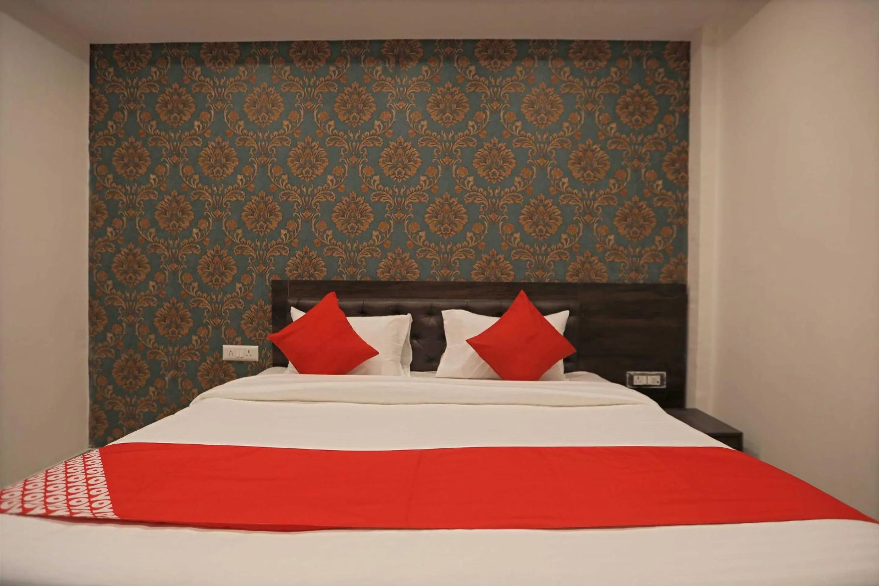 Bedroom in Hotel O City Residency