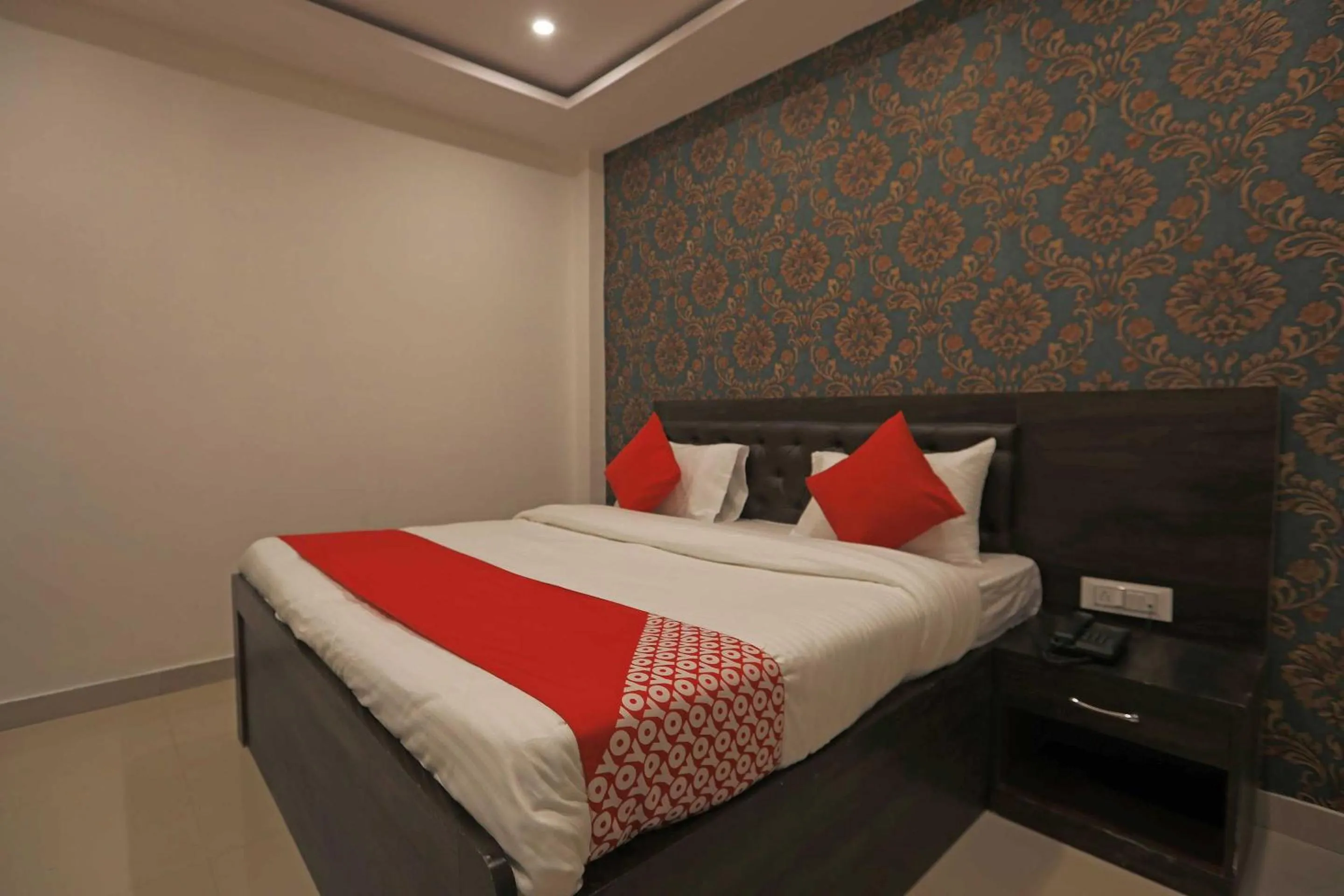 Bedroom in Hotel O City Residency