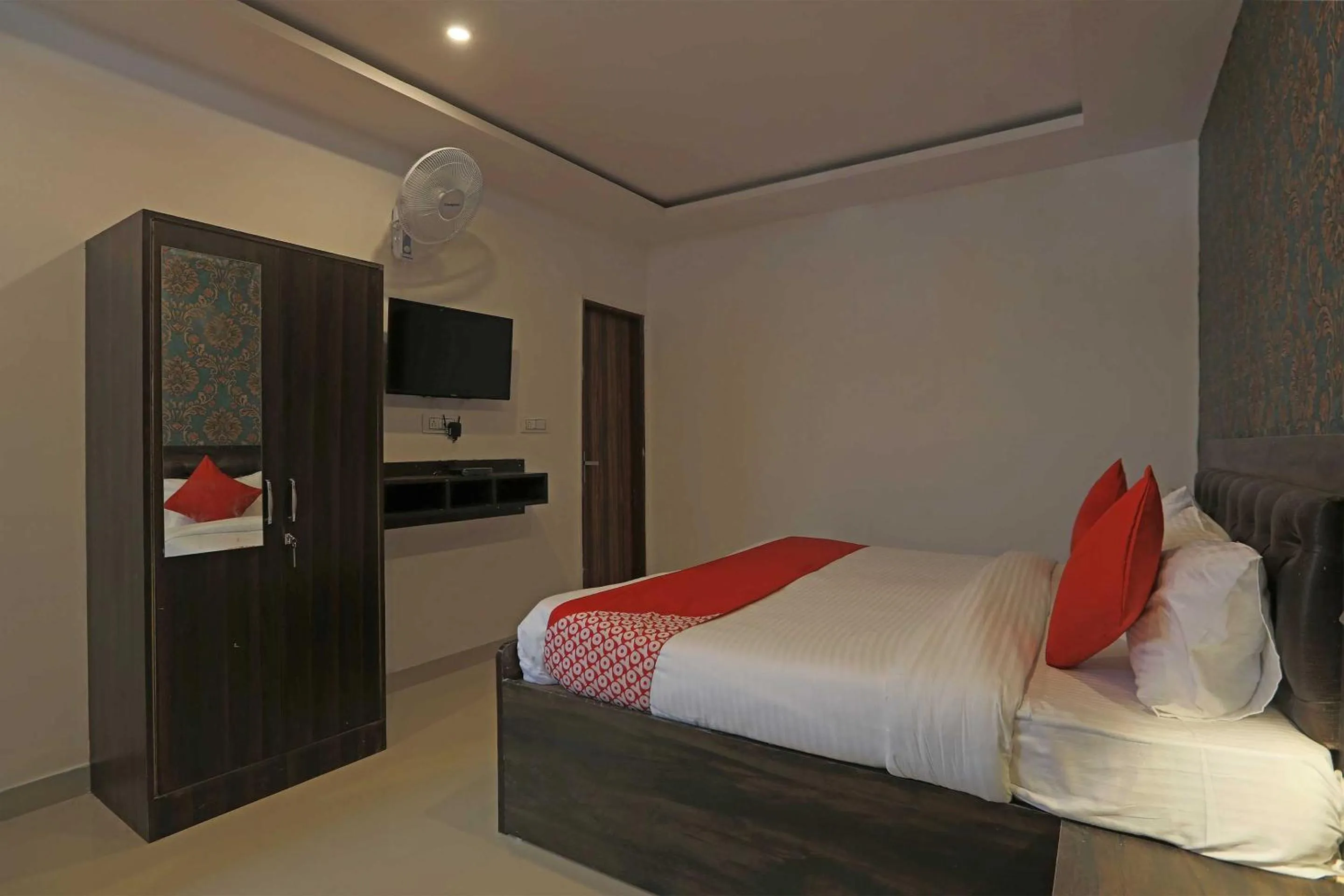 Bedroom in Hotel O City Residency