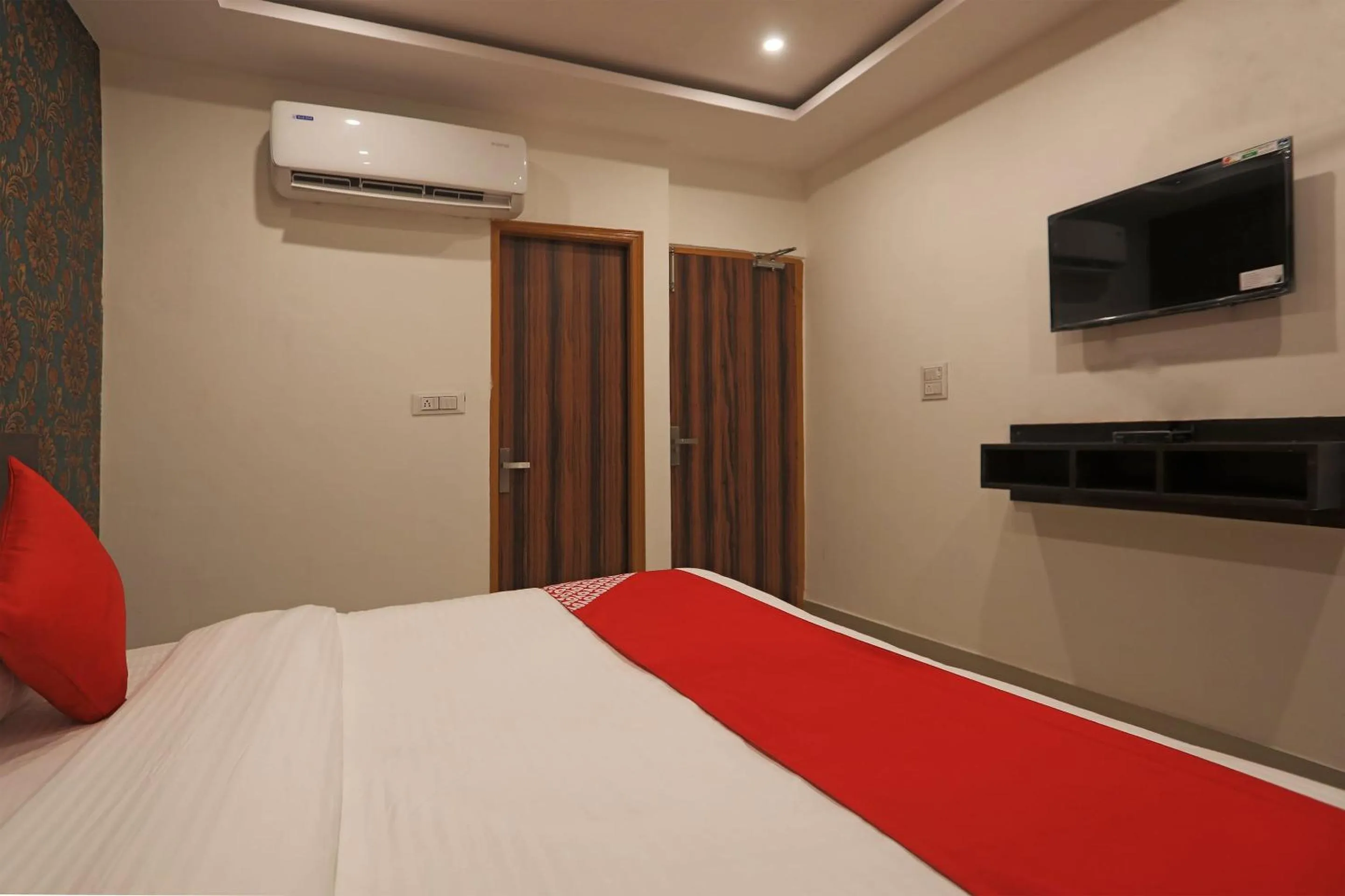 Bedroom in Hotel O City Residency