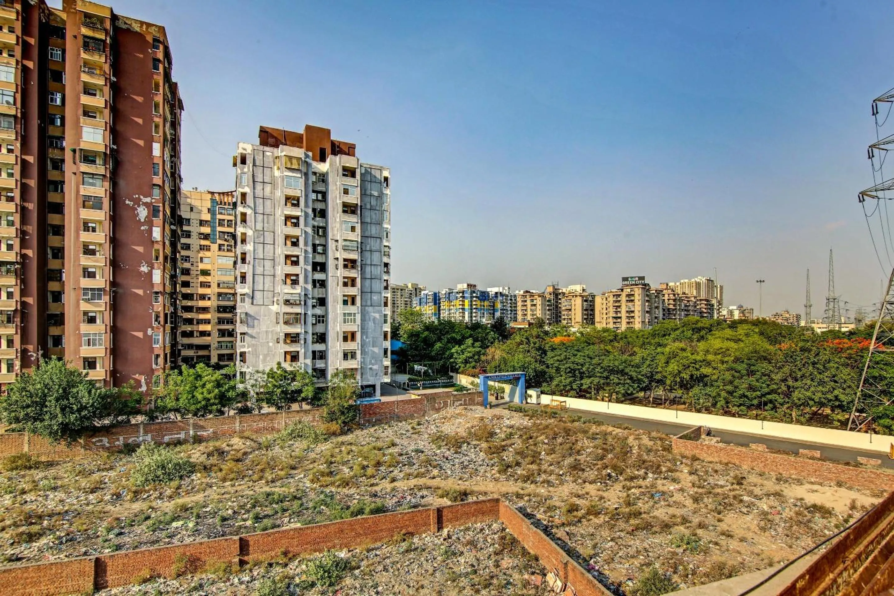 Facade/entrance in Hotel O SKY INN