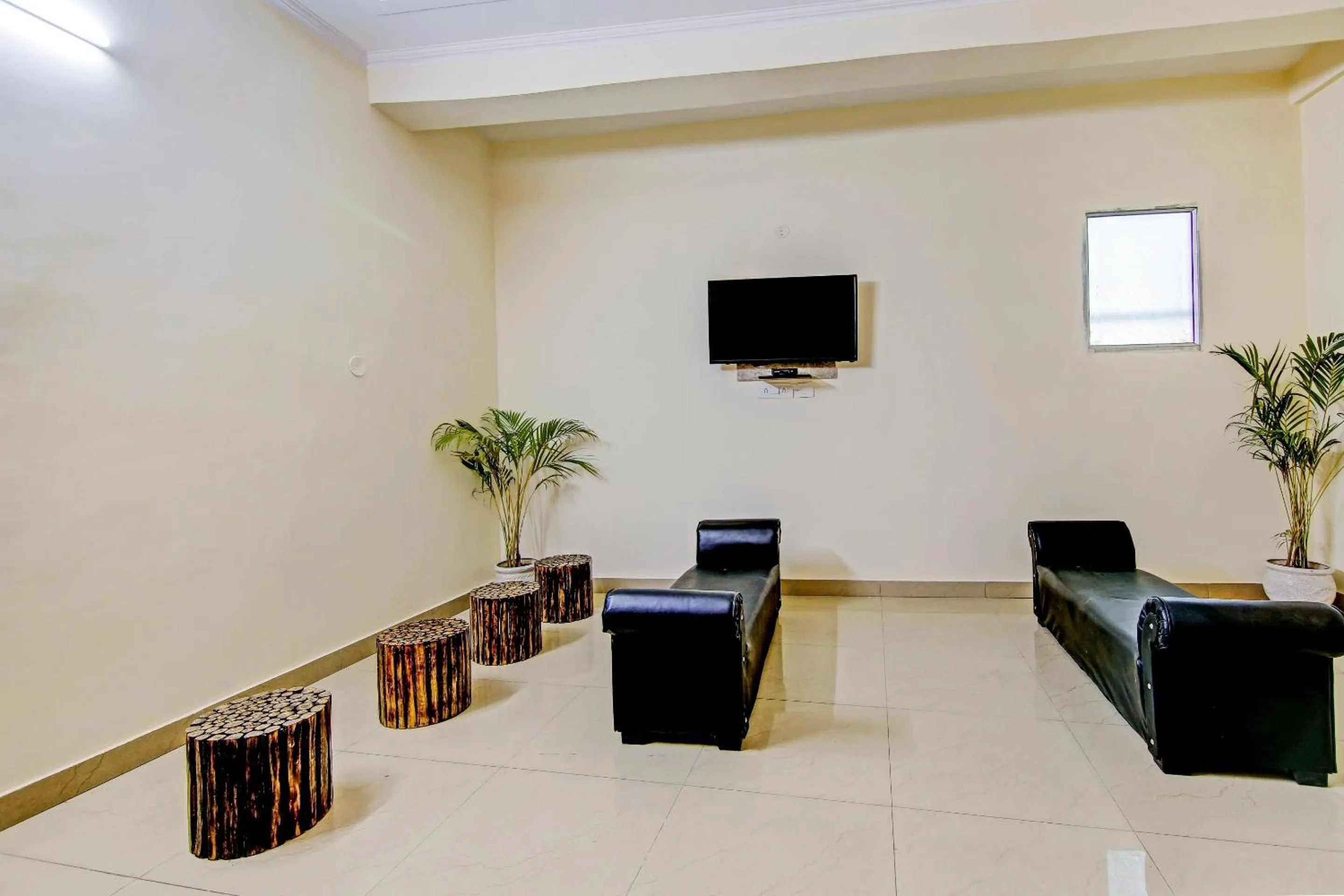 Bedroom in Hotel O SKY INN