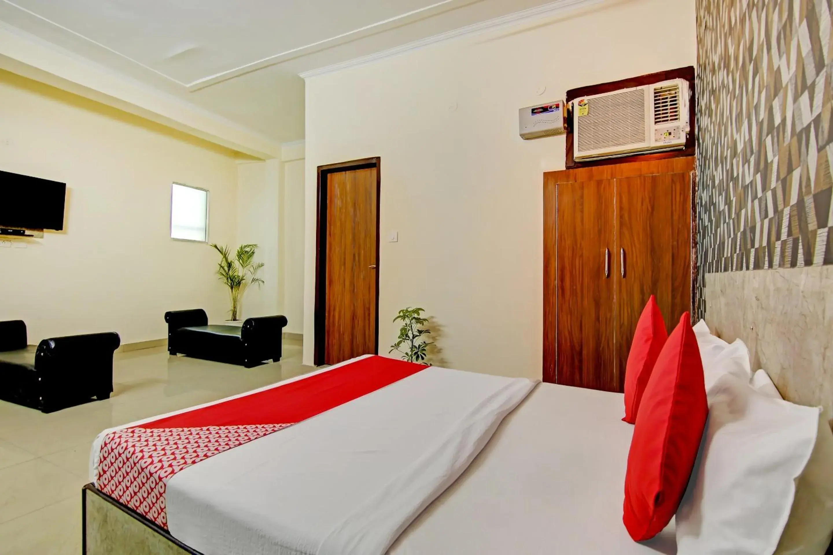 Lobby or reception, Bed in Super Hotel O SKY INN Lobby or reception, Bed in Super Hotel O SKY INN