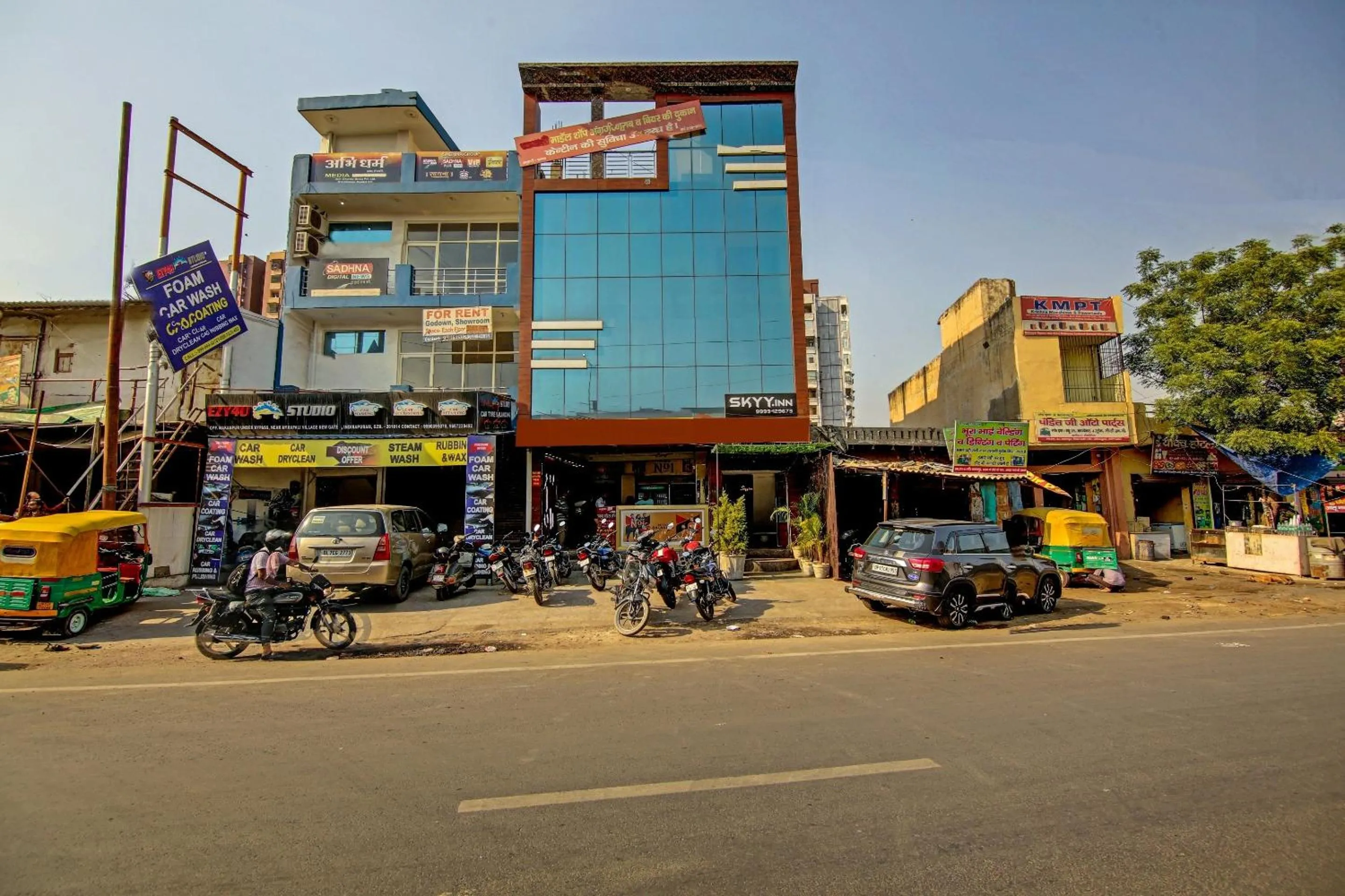 Facade/entrance in Hotel O SKY INN