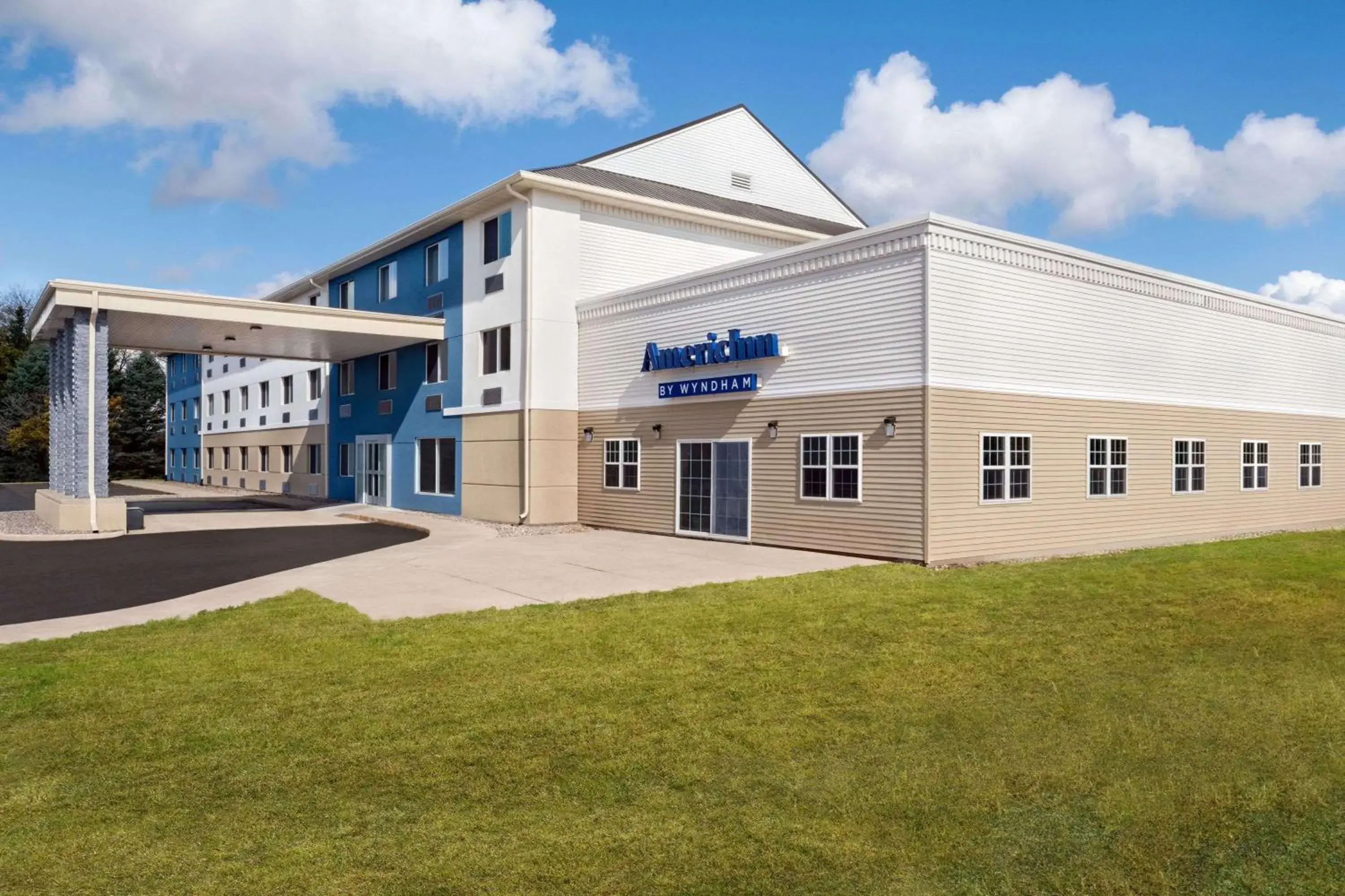 Property building in AmericInn by Wyndham Dodgeville Property building in AmericInn by Wyndham Dodgeville