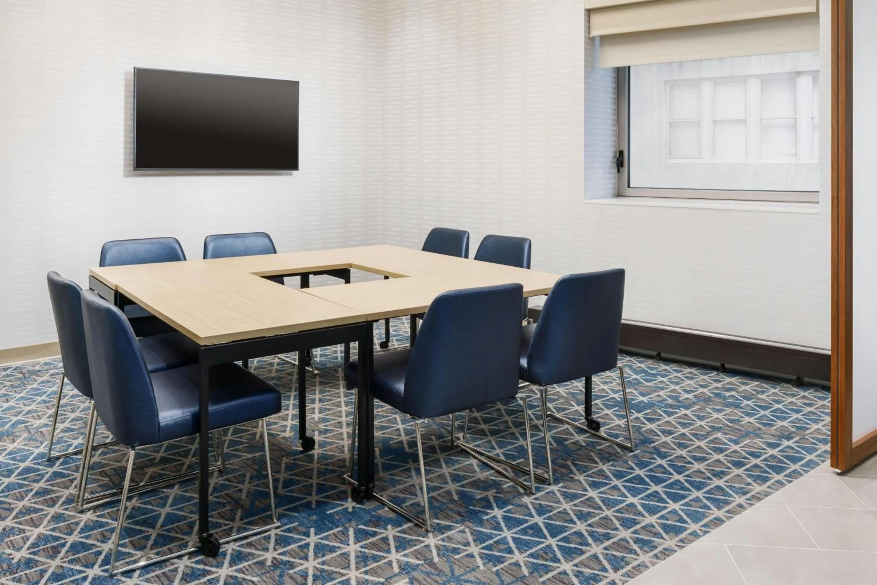 Meeting/conference room in Residence Inn New York Downtown Manhattan/Financial District