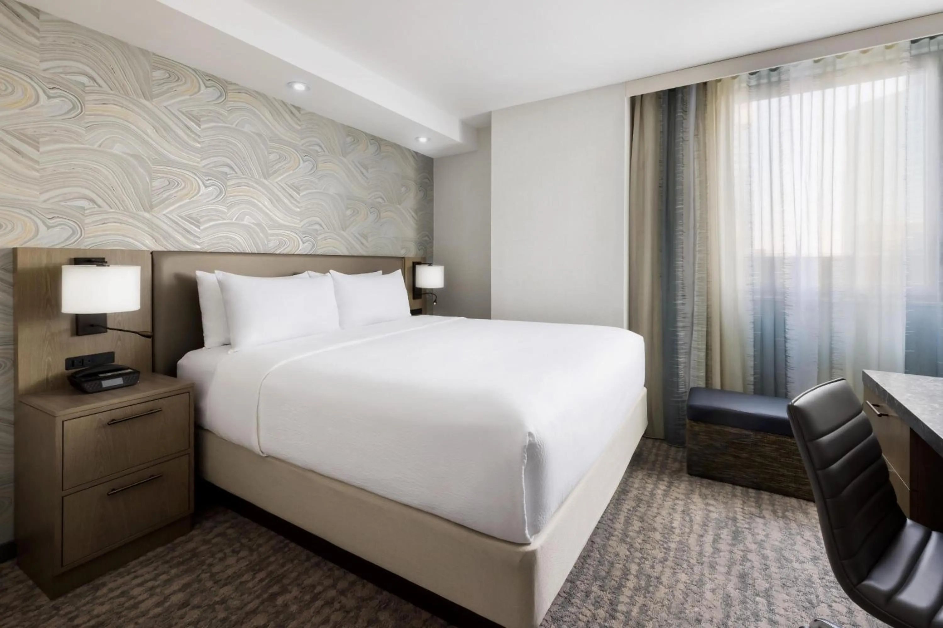 Photo of the whole room, Bed in Residence Inn New York Downtown Manhattan/Financial District